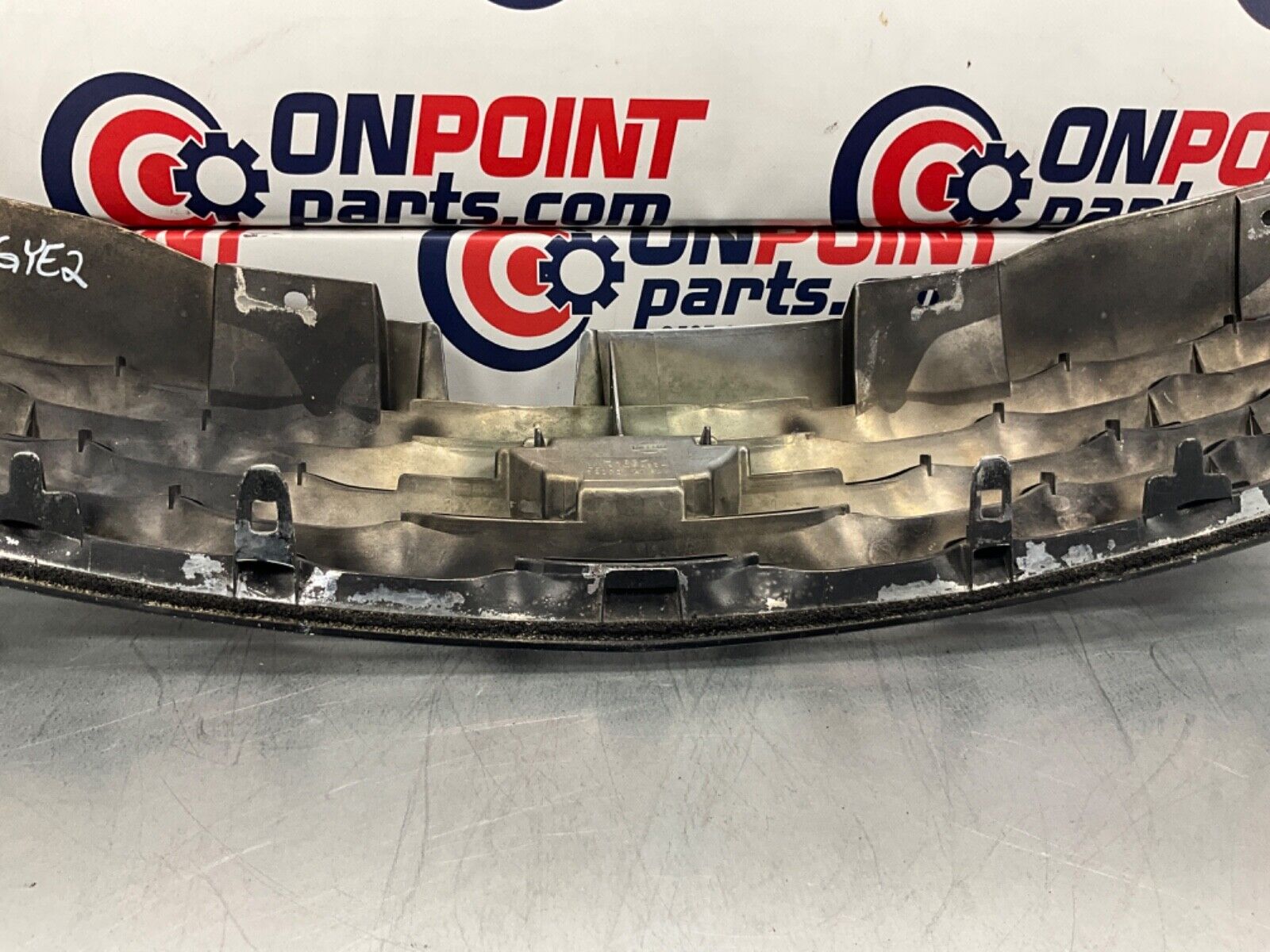 2007 Infiniti V35 G35 Coupe Front Grille OEM 11BGYE2 - On Point Parts Inc