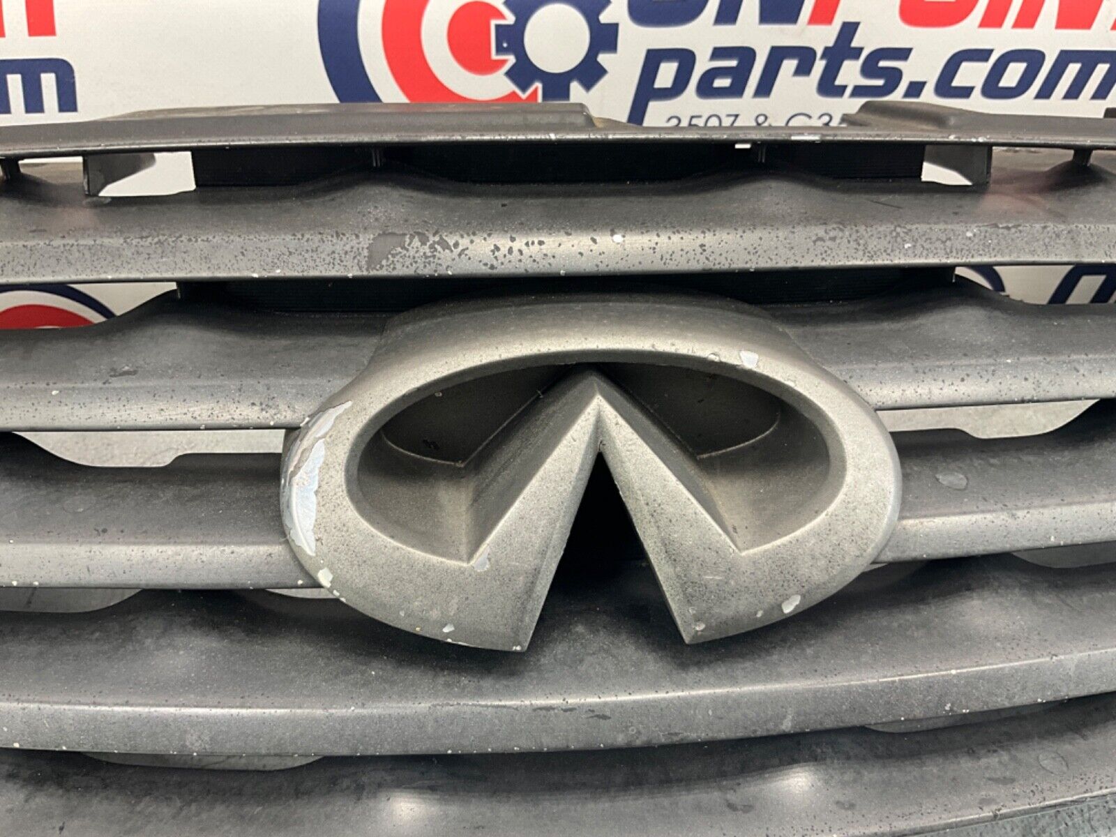 2007 Infiniti V35 G35 Coupe Front Grille OEM 11BGYE2 - On Point Parts Inc