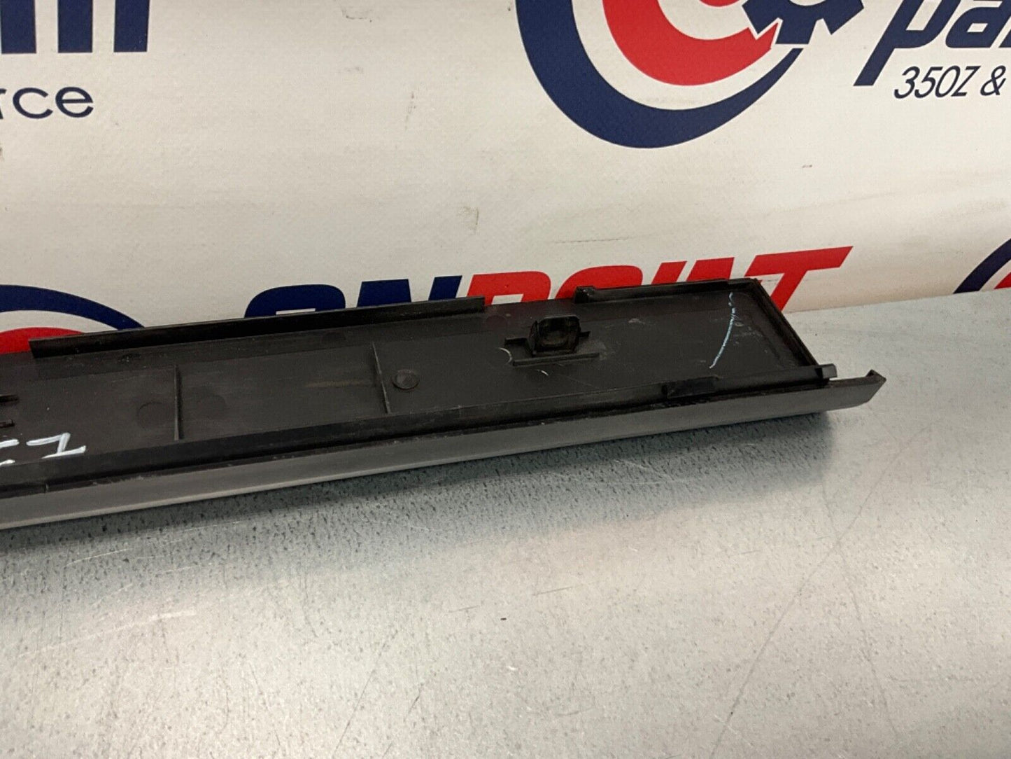 2007 Infiniti V35 G35 Passenger Right Door Threshold Kick Plate Trim OEM 11BGYE7 - On Point Parts Inc