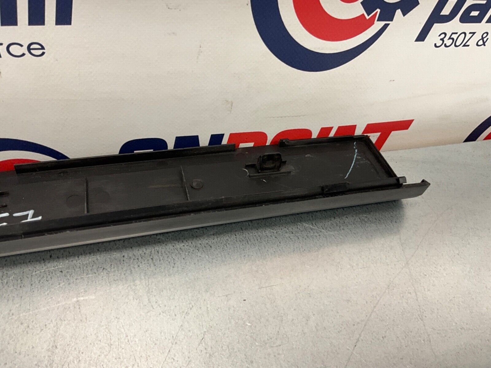 2007 Infiniti V35 G35 Passenger Right Door Threshold Kick Plate Trim OEM 11BGYE7 - On Point Parts Inc