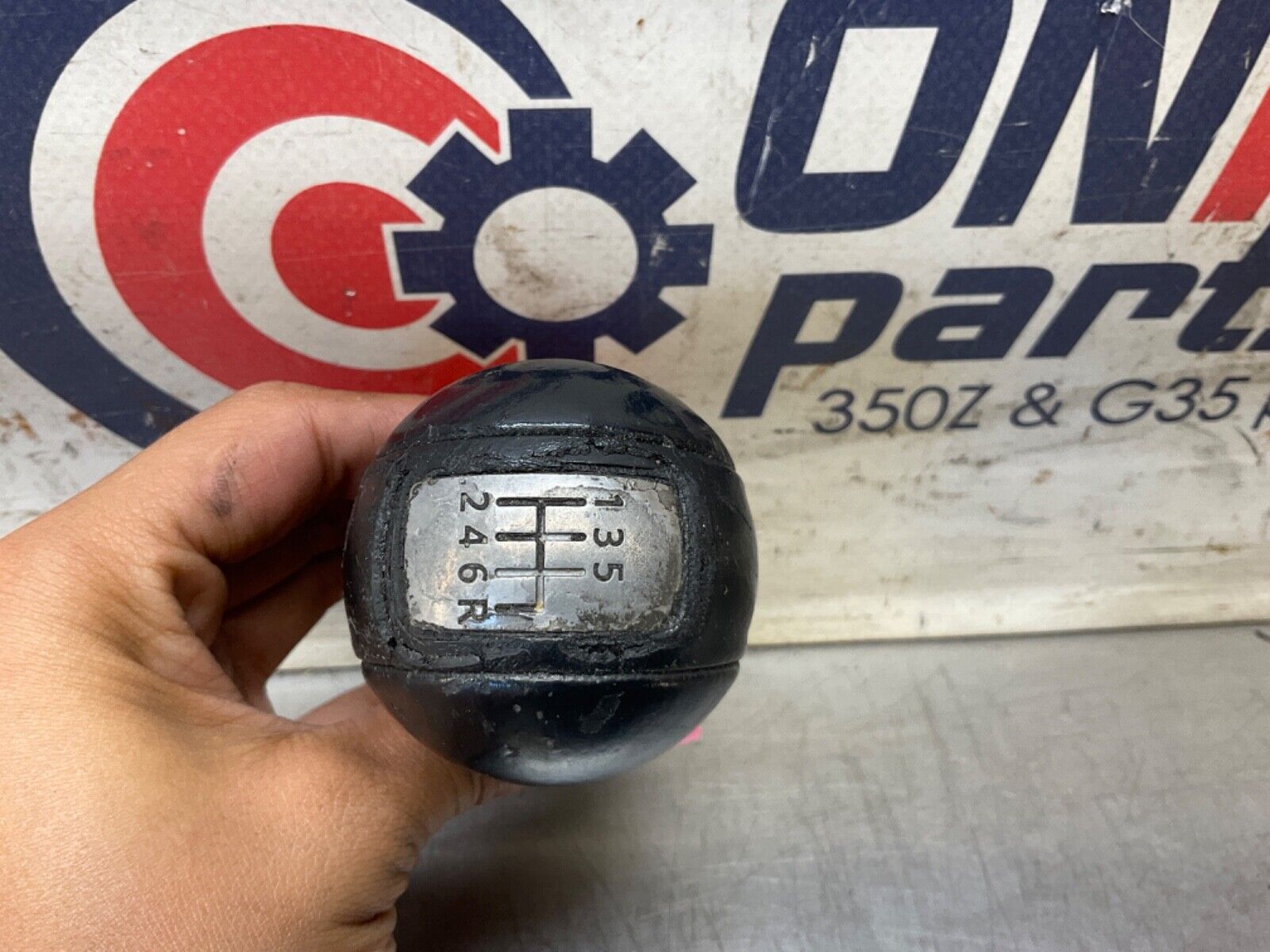 2007 Infiniti V35 G35 Manual Gear Shifter Knob  11BGYEC - On Point Parts Inc
