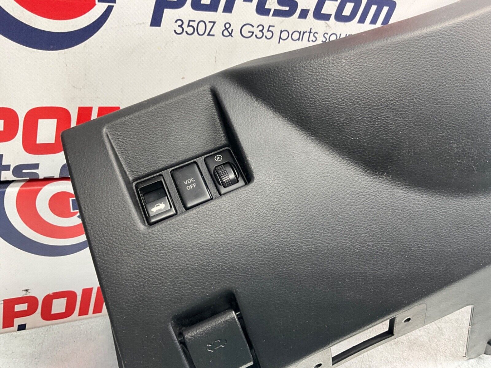 2007 Infiniti V35 G35 Driver Left Lower Steering Column Trim 68106 OEM 11BGYE7 - On Point Parts Inc