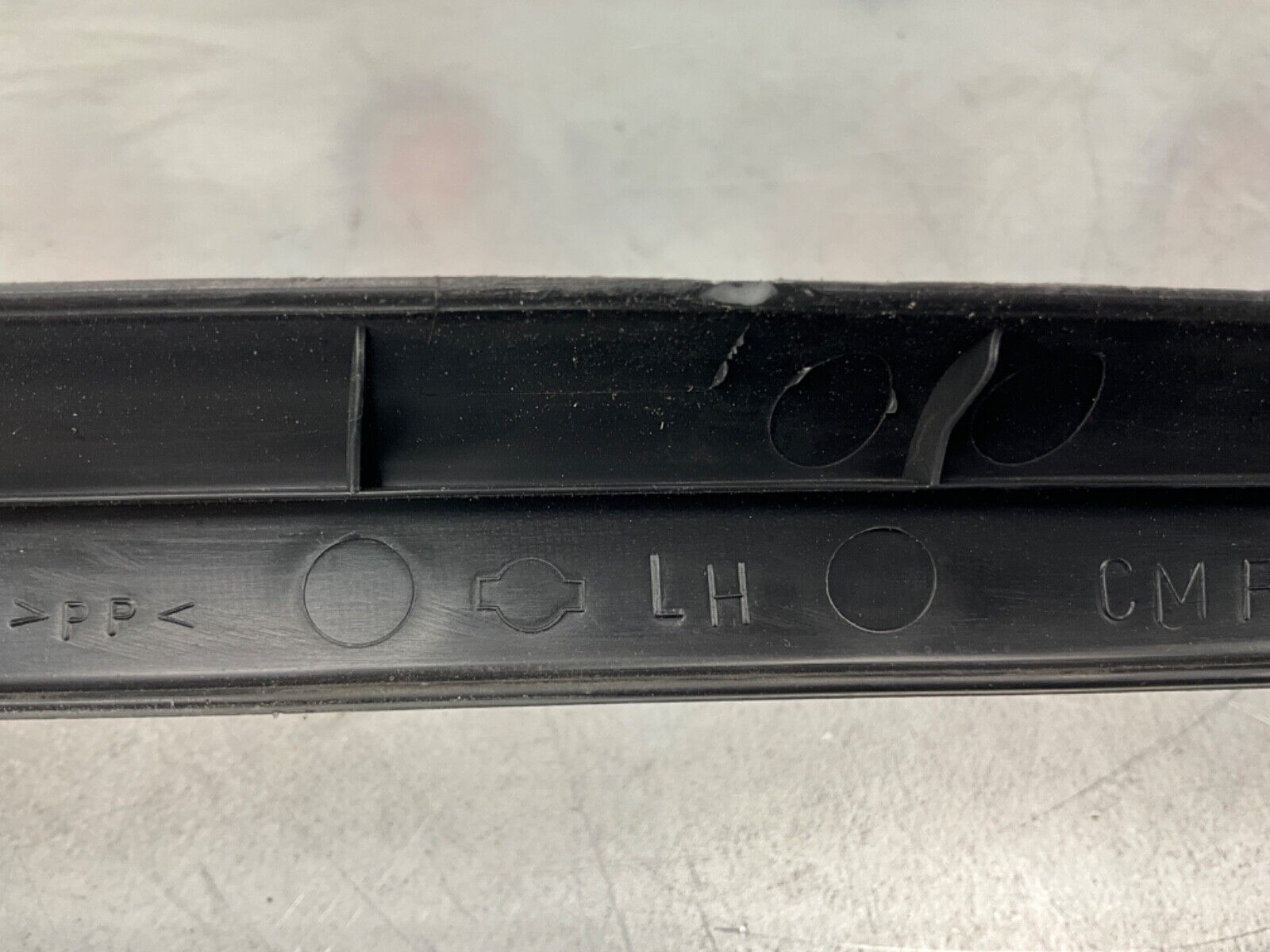 2007 Infiniti V35 G35 Coupe Driver Left Door Threshold Sill Trim OEM 11BGYE7 - On Point Parts Inc