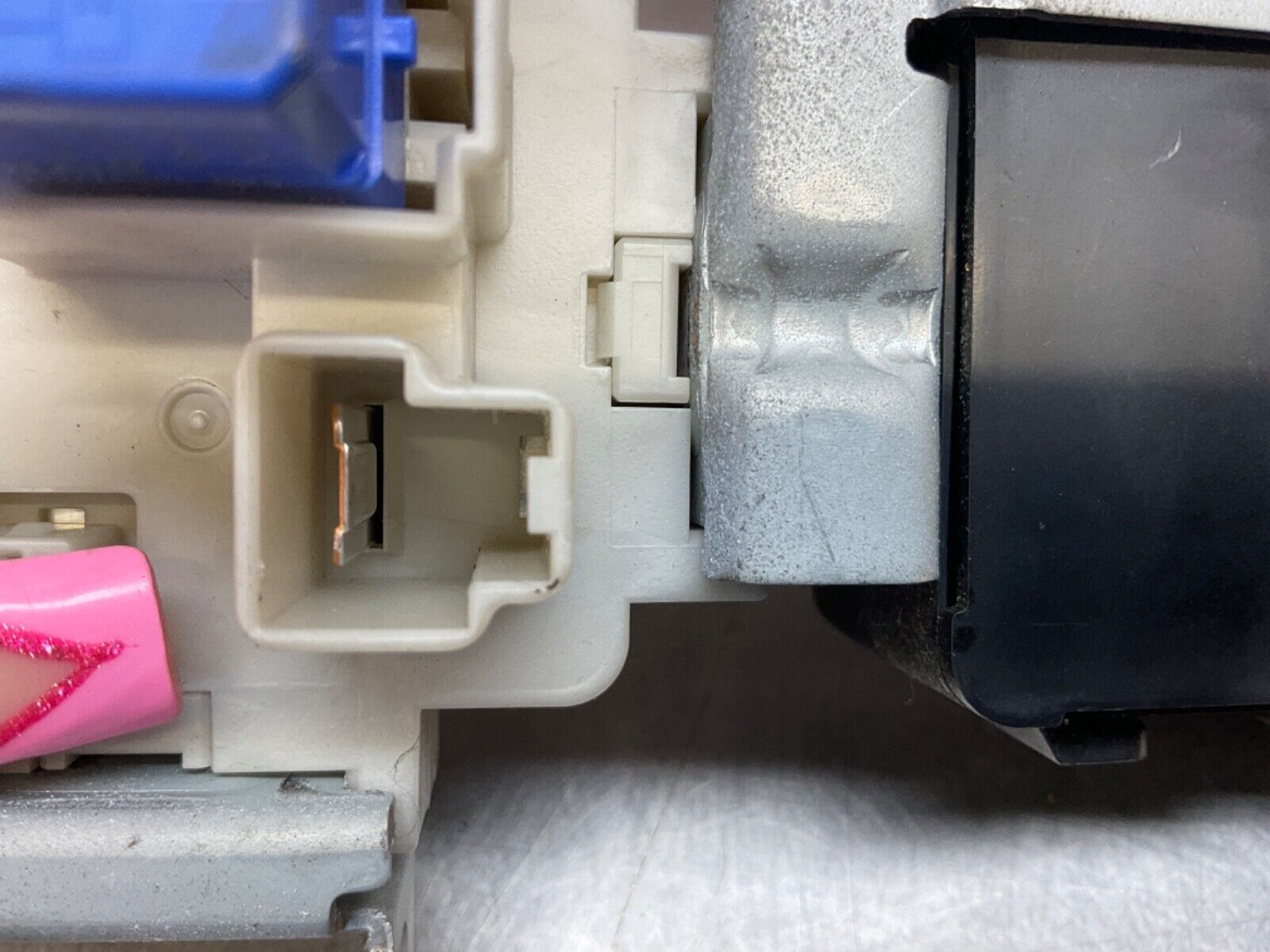 2007 Infiniti V35 G35 BCM Body Control Module Manual RevUp OEM 11BGYEC - On Point Parts Inc