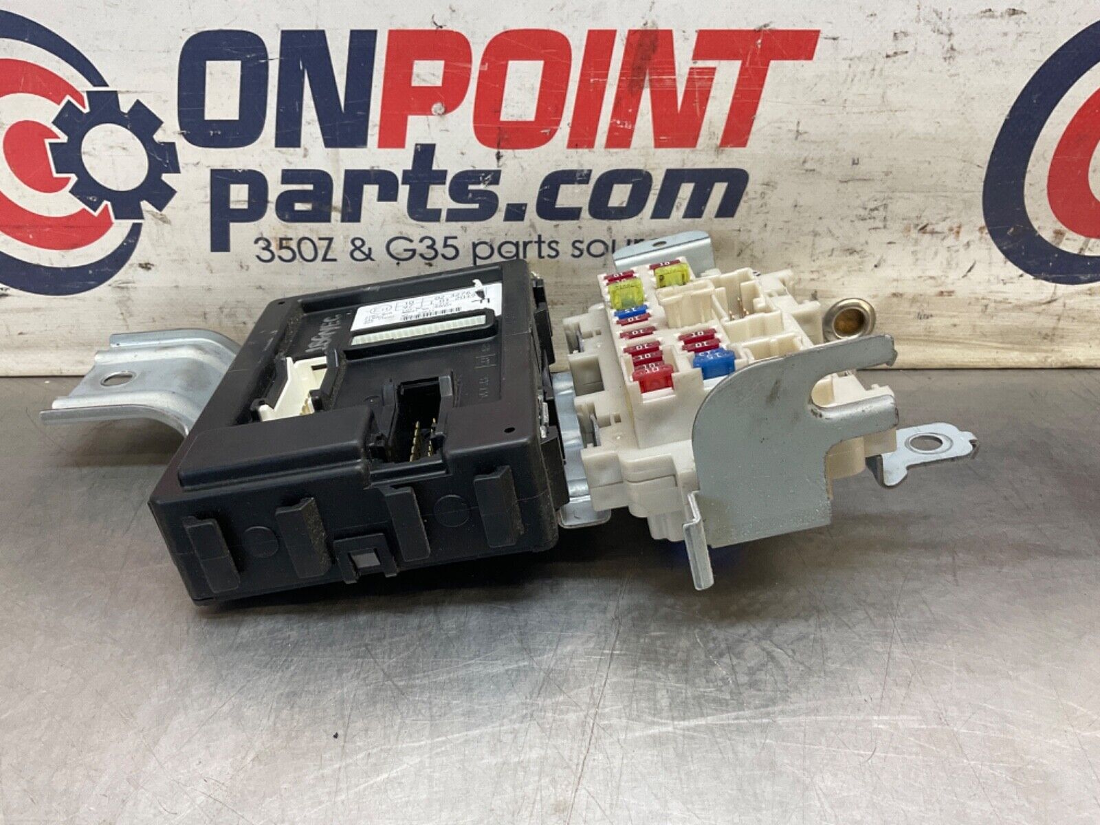 2007 Infiniti V35 G35 BCM Body Control Module Manual RevUp OEM 11BGYEC - On Point Parts Inc