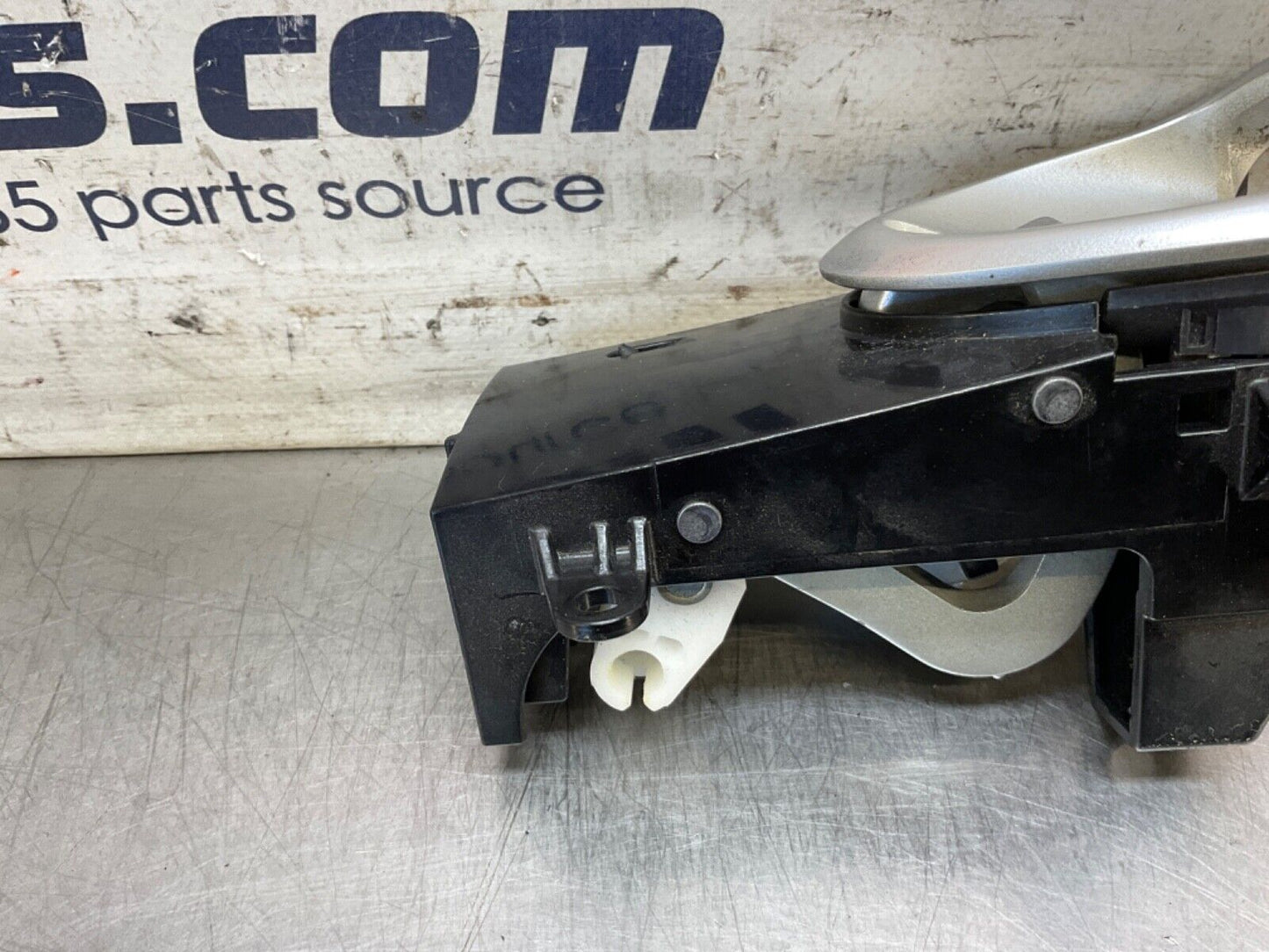 2005 Nissan Z33 350Z Passenger Right Interior Door Handle OEM 24BHQEE - On Point Parts Inc