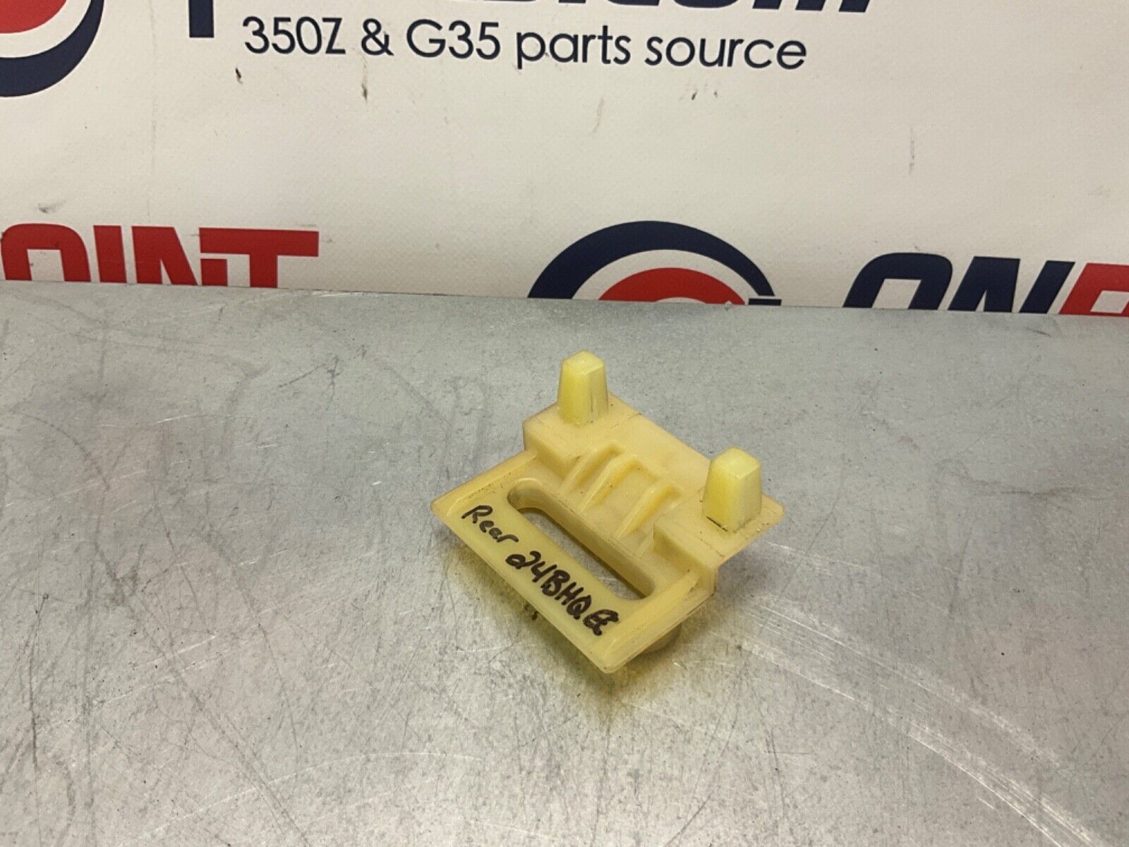 2005 Nissan Z33 350Z Rear Bumper Retainers 85244 OEM 24BHQEC - On Point Parts Inc