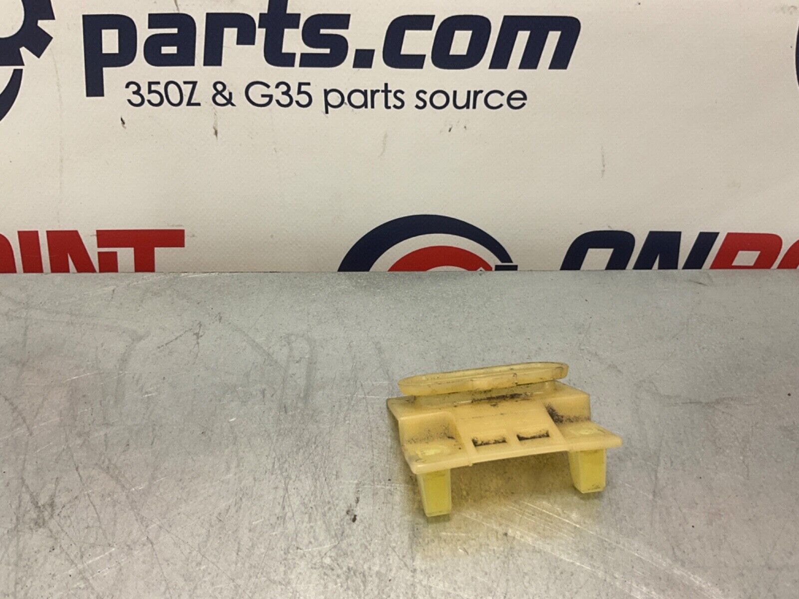 2005 Nissan Z33 350Z Rear Bumper Retainers 85244 OEM 24BHQEC - On Point Parts Inc