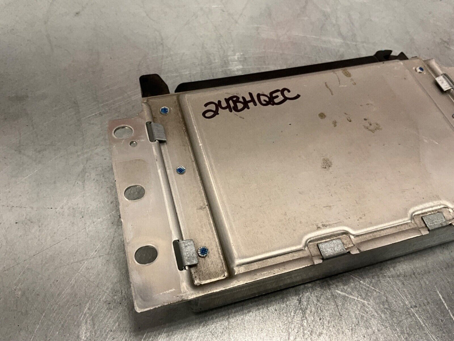 2005 Nissan Z33 350Z Anti Skid ABS Actuator Control Module Assembly OEM 24BHQEC - On Point Parts Inc