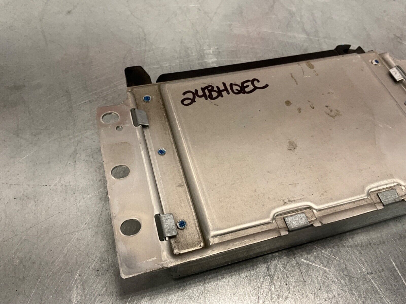 2005 Nissan Z33 350Z Anti Skid ABS Actuator Control Module Assembly OEM 24BHQEC - On Point Parts Inc