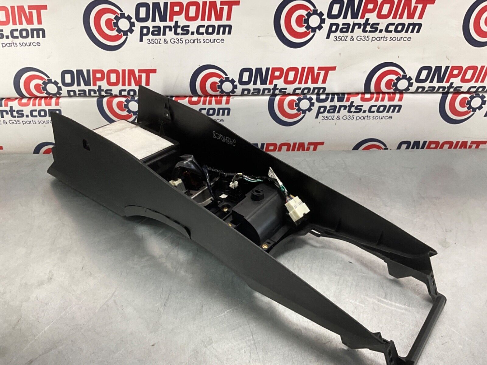 03-05 Nissan 350Z Manual Center Console Heated Seat Switch