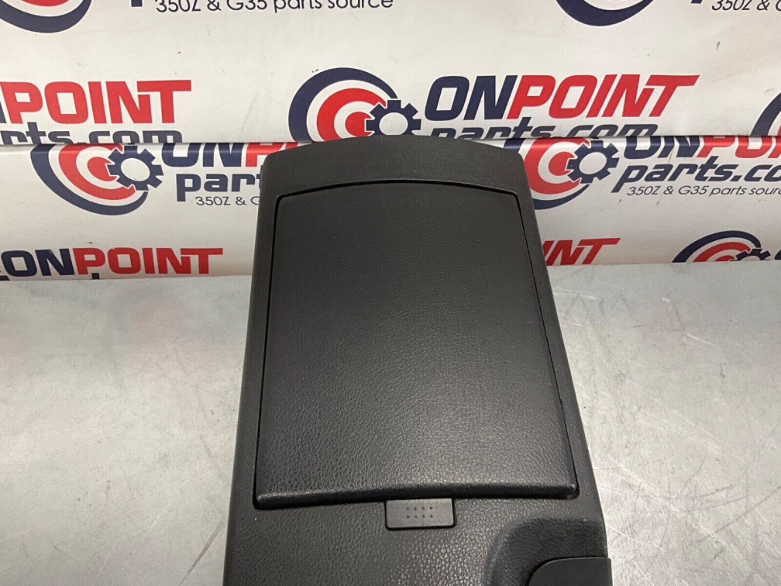 03-05 Nissan 350Z Manual Center Console Heated Seat Switch