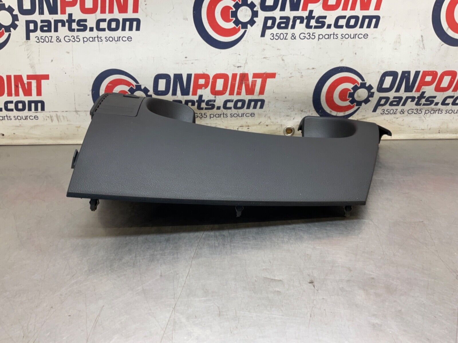 2005 Nissan Z33 350Z Driver Left Upper Steering Column Panel 68107 OEM 24BHQE7 - On Point Parts Inc
