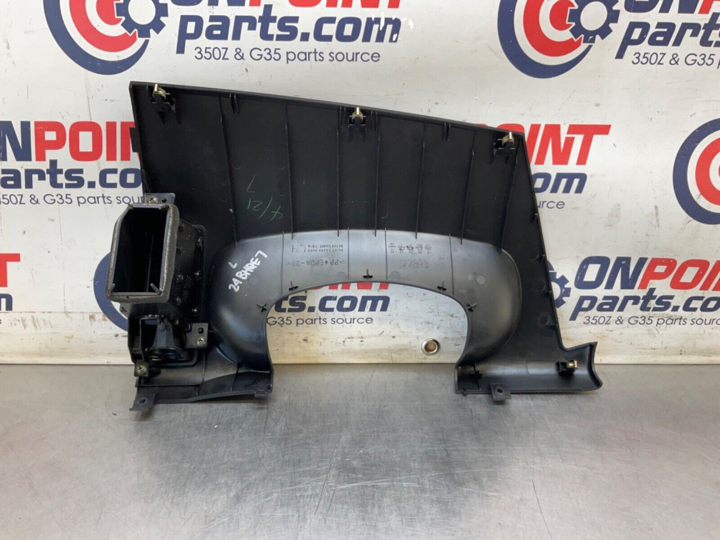2005 Nissan Z33 350Z Driver Left Upper Steering Column Panel 68107 OEM 24BHQE7 - On Point Parts Inc