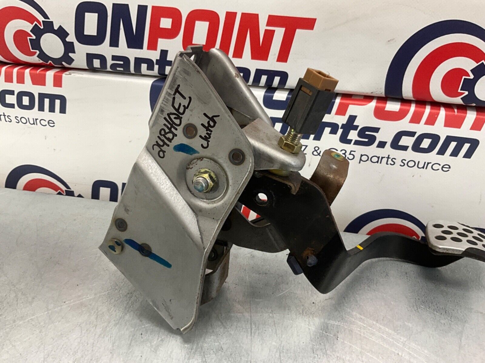 2005 Nissan Z33 350Z Manual Clutch Pedal with Switch Bracket OEM 24BHQEI - On Point Parts Inc
