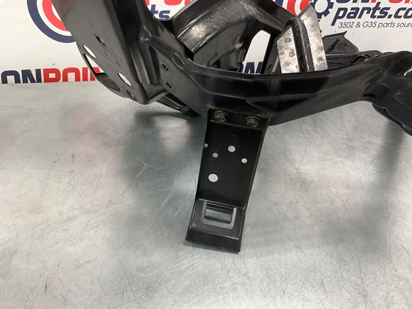 2005 Nissan Z33 350Z Passenger Right Front Headlight Basket Bracket OEM 24BHQE3 - On Point Parts Inc