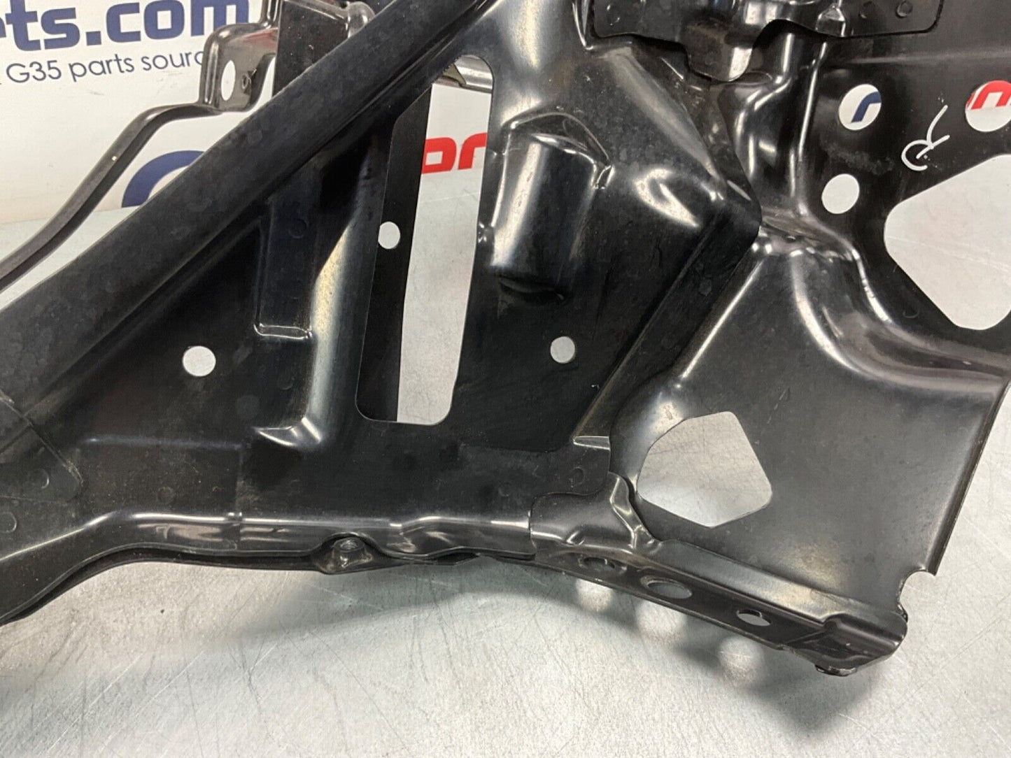 2005 Nissan Z33 350Z Passenger Right Front Headlight Basket Bracket OEM 24BHQE3 - On Point Parts Inc