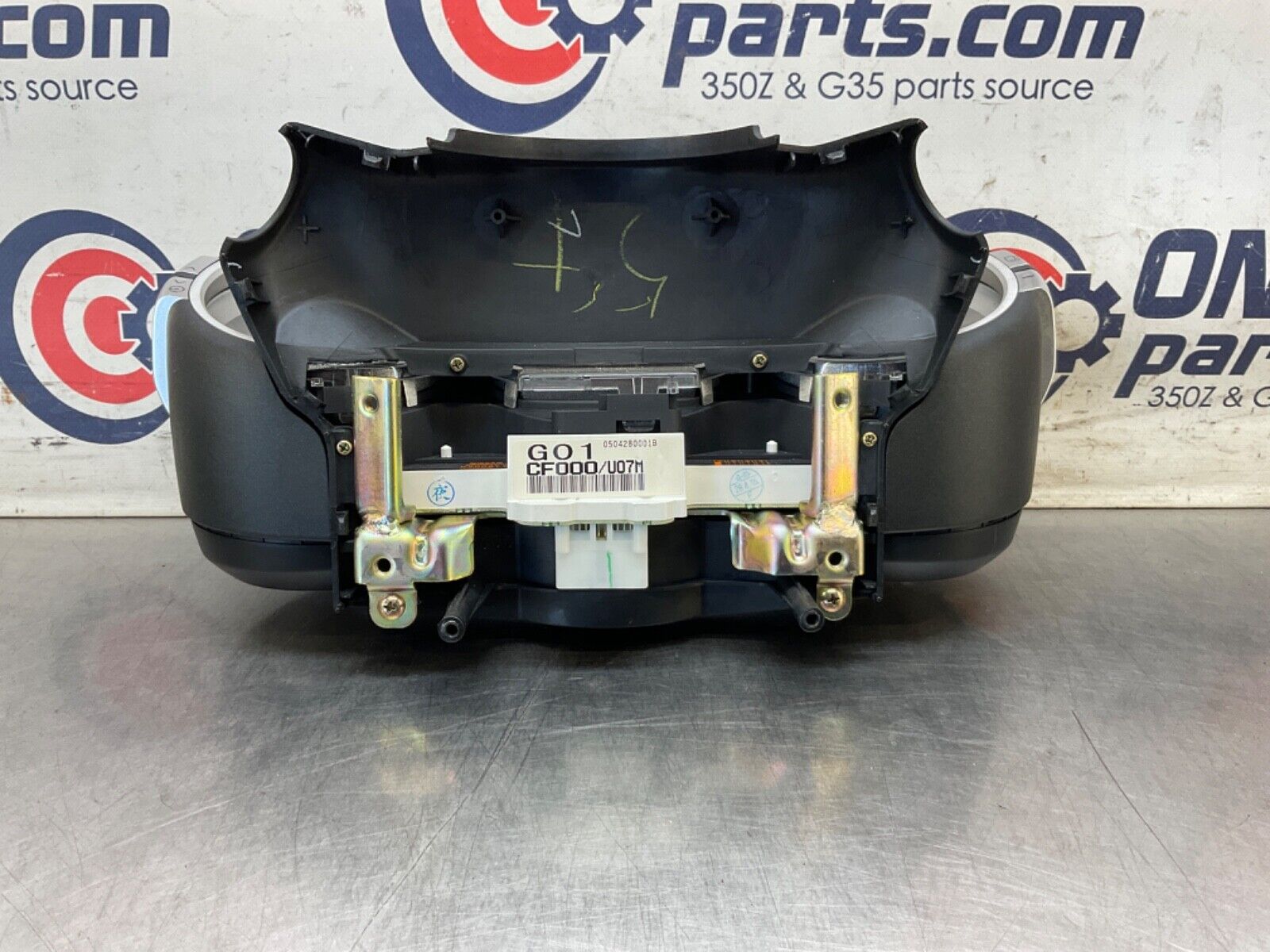 2005 Nissan Z33 350z Speedometer Instrument Gauge Cluster 111k OEM 24BHQEC - On Point Parts Inc