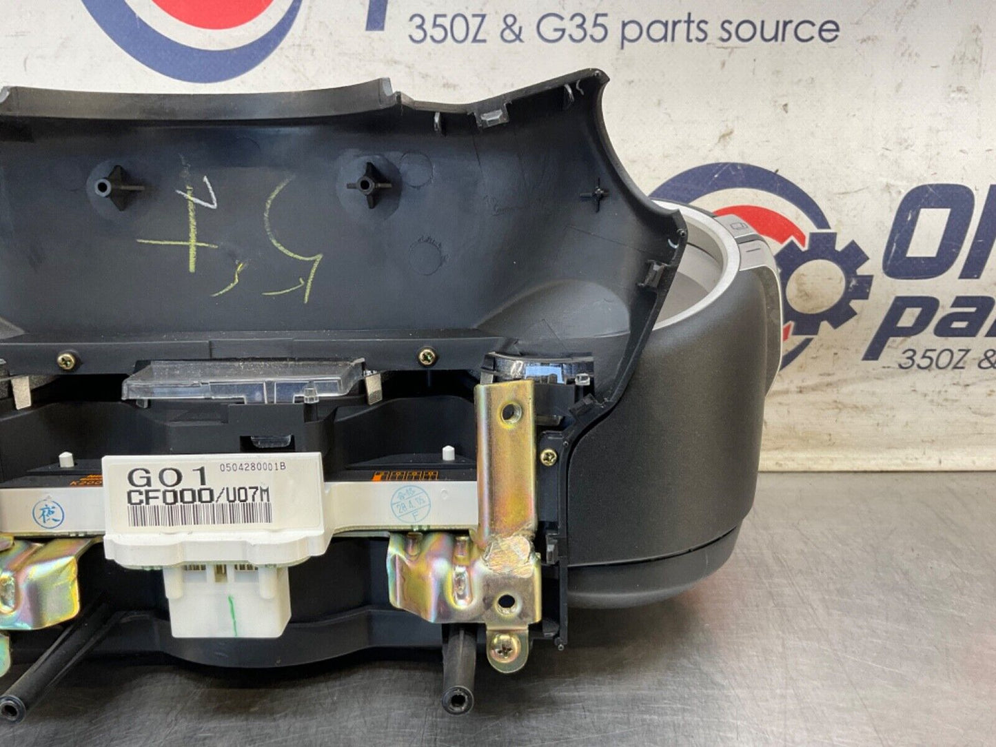 2005 Nissan Z33 350z Speedometer Instrument Gauge Cluster 111k OEM 24BHQEC - On Point Parts Inc