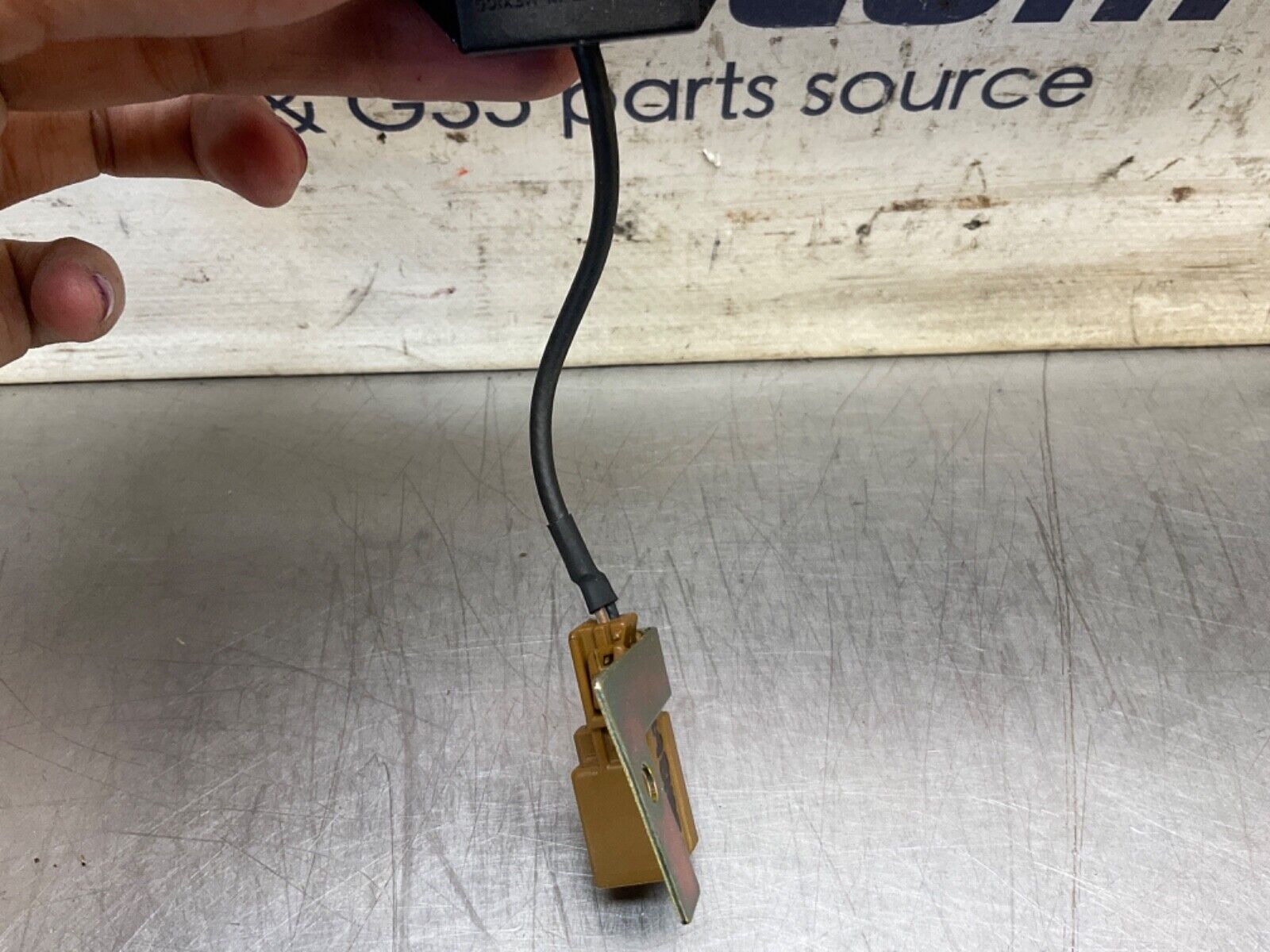 2005 Nissan Z33 350Z Bose Steering Column Microphone OEM 24BHQEA - On Point Parts Inc