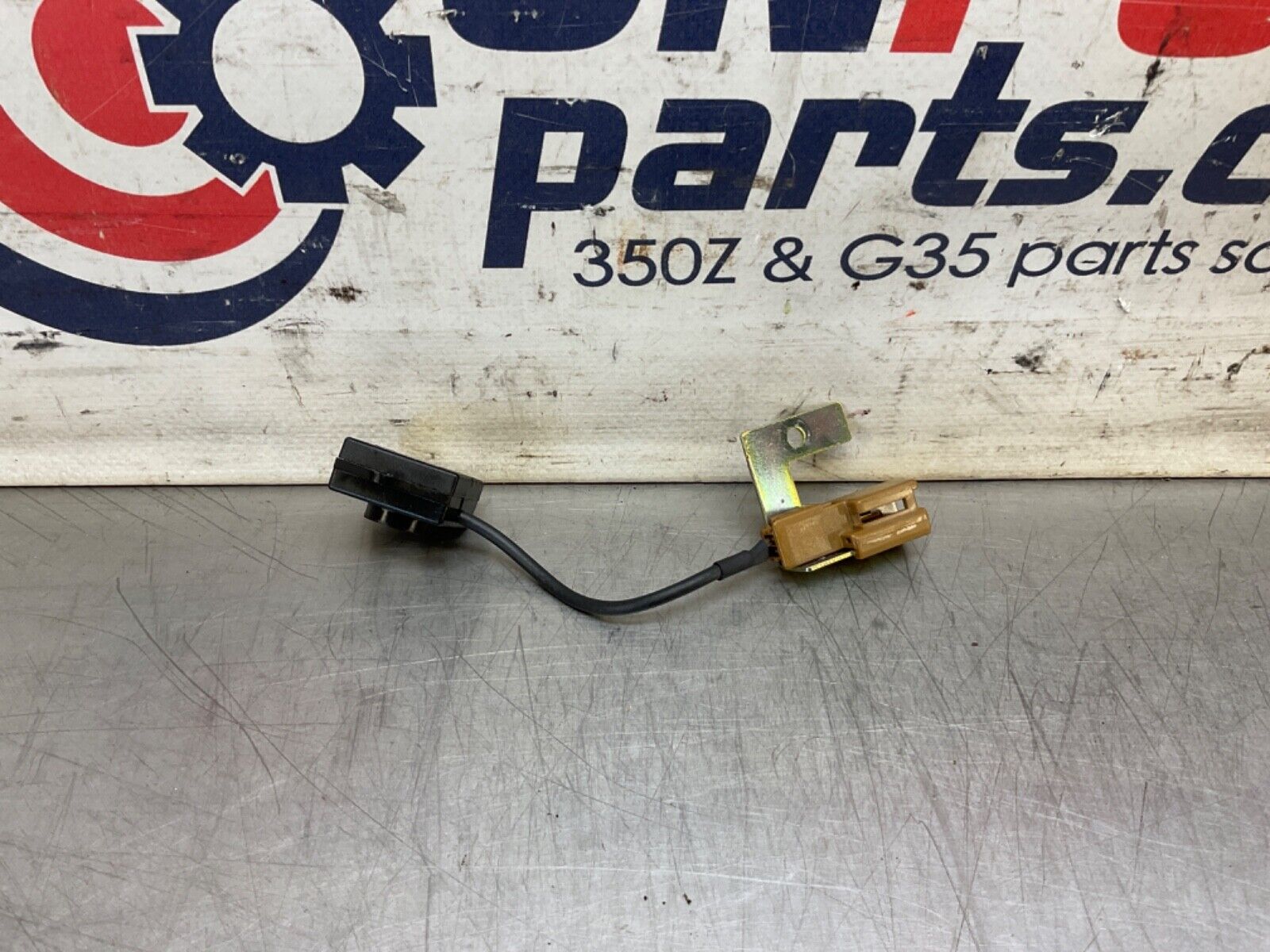 2005 Nissan Z33 350Z Bose Steering Column Microphone OEM 24BHQEA - On Point Parts Inc