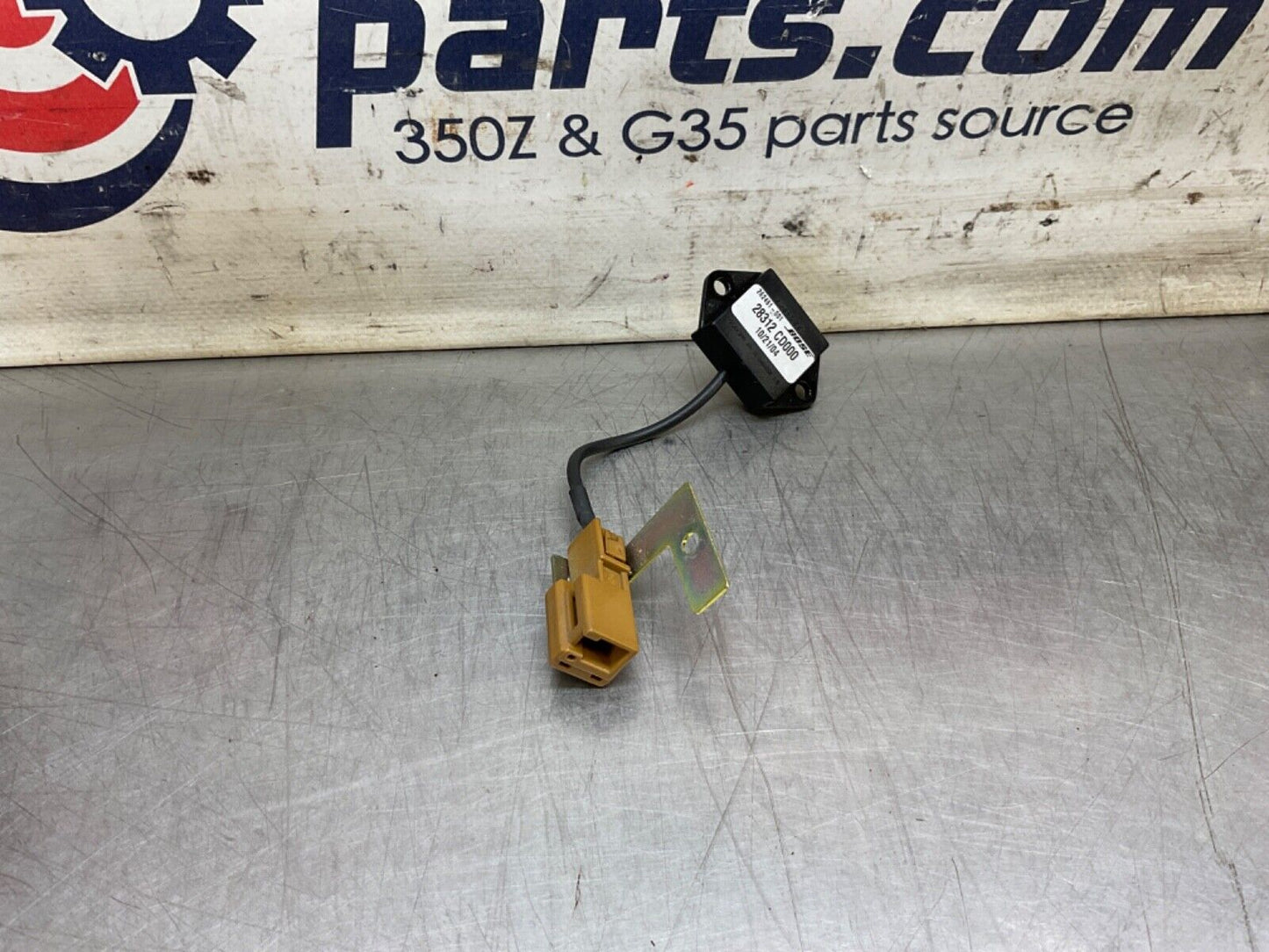 2005 Nissan Z33 350Z Bose Steering Column Microphone OEM 24BHQEA - On Point Parts Inc