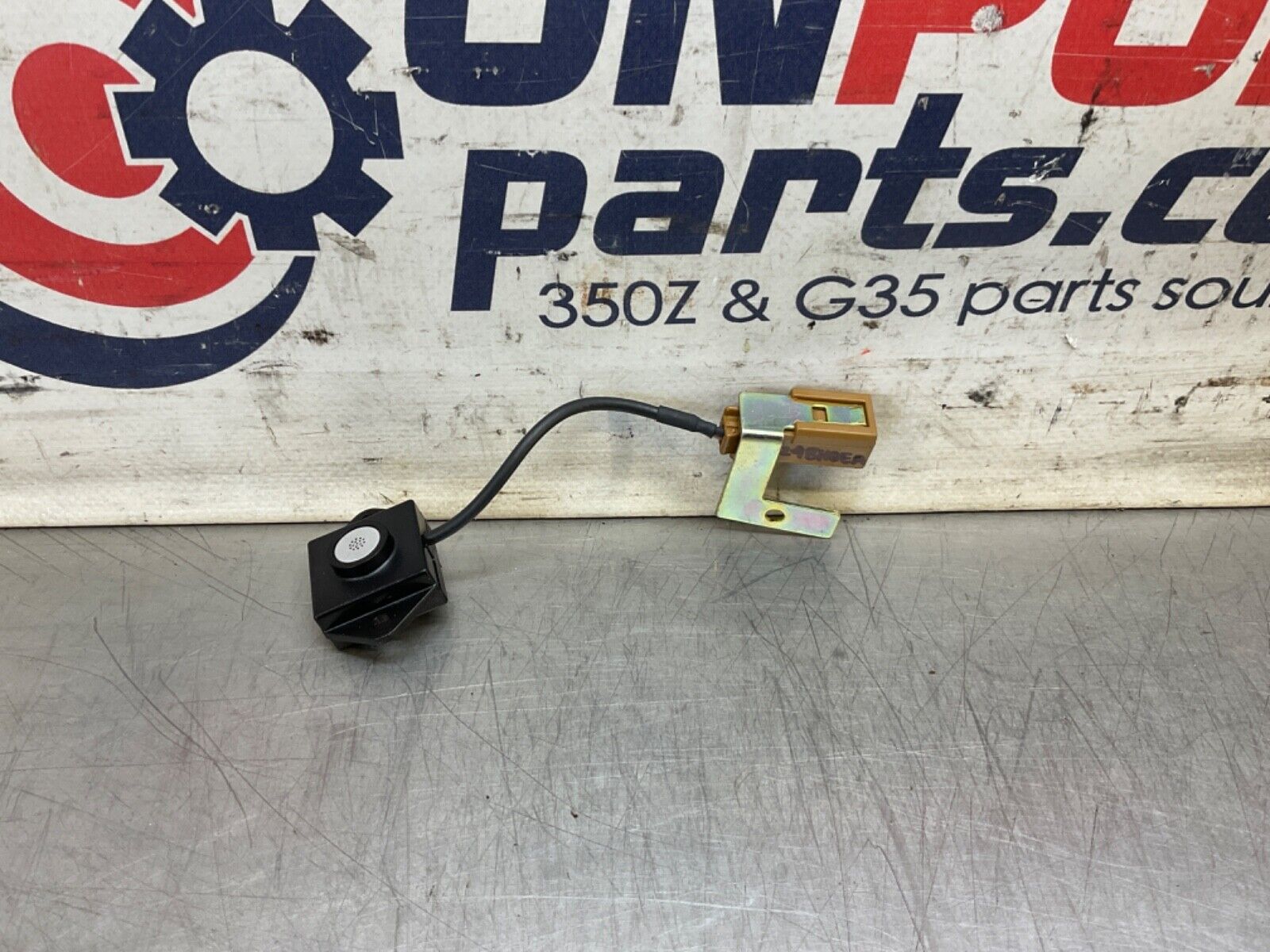 2005 Nissan Z33 350Z Bose Steering Column Microphone OEM 24BHQEA - On Point Parts Inc