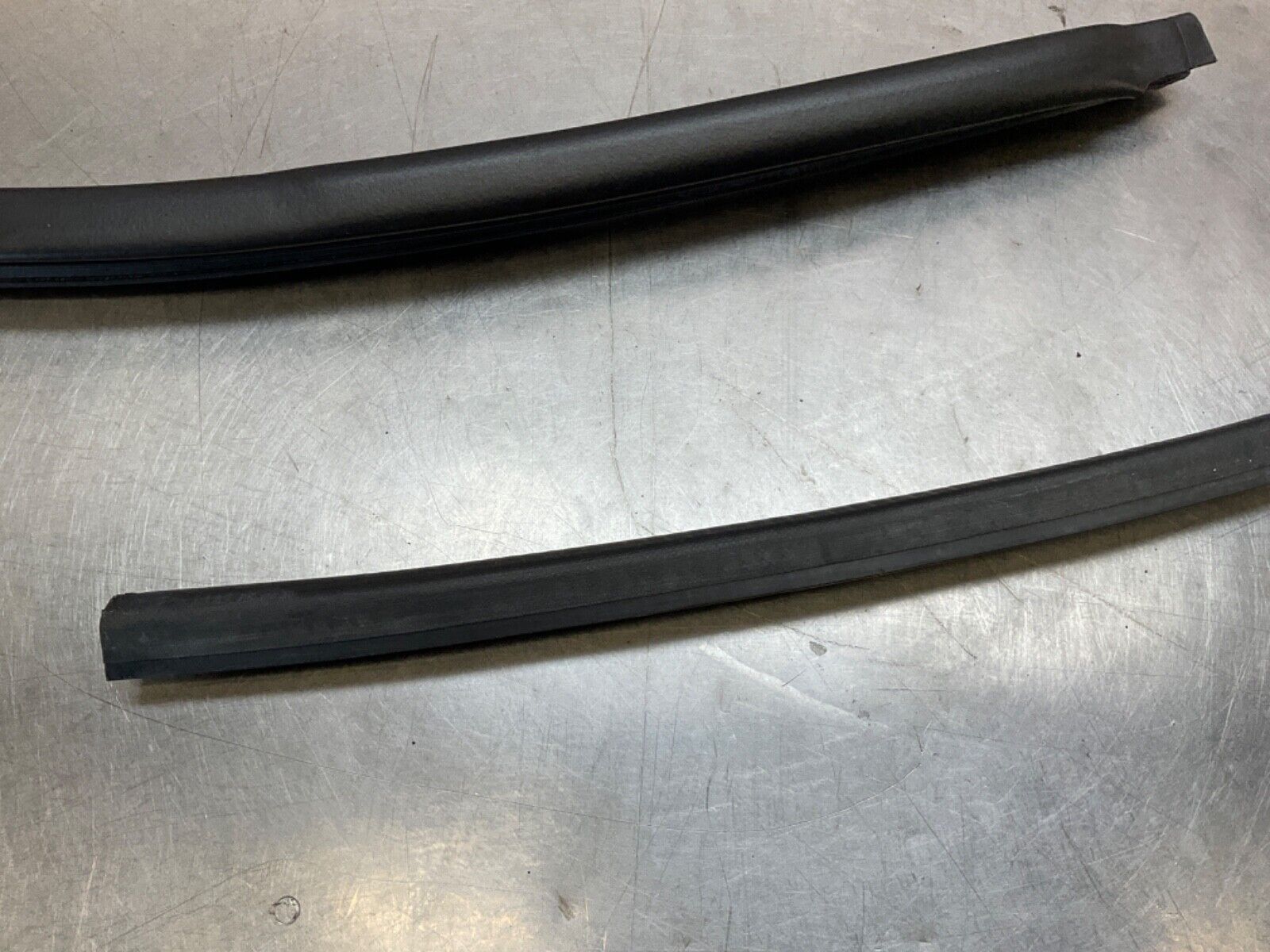 2005 Nissan Z33 350Z Driver Left Convertible Inner Door Seal OEM 24BHQEA - On Point Parts Inc