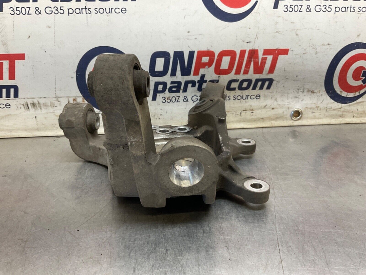 2005 Nissan Z33 350Z Passenger Rear Suspension Knuckle Axle Housing  OEM 24BHQEK - On Point Parts Inc