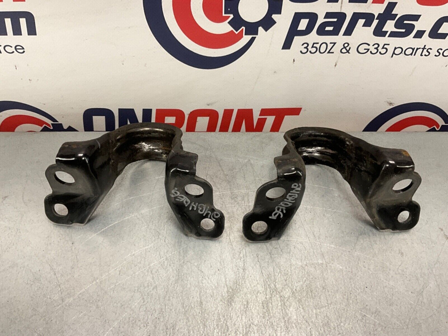 2005 Nissan Z33 350Z Front Sway Bar Mounting Clip Bracket OEM 24BHQEG - On Point Parts Inc