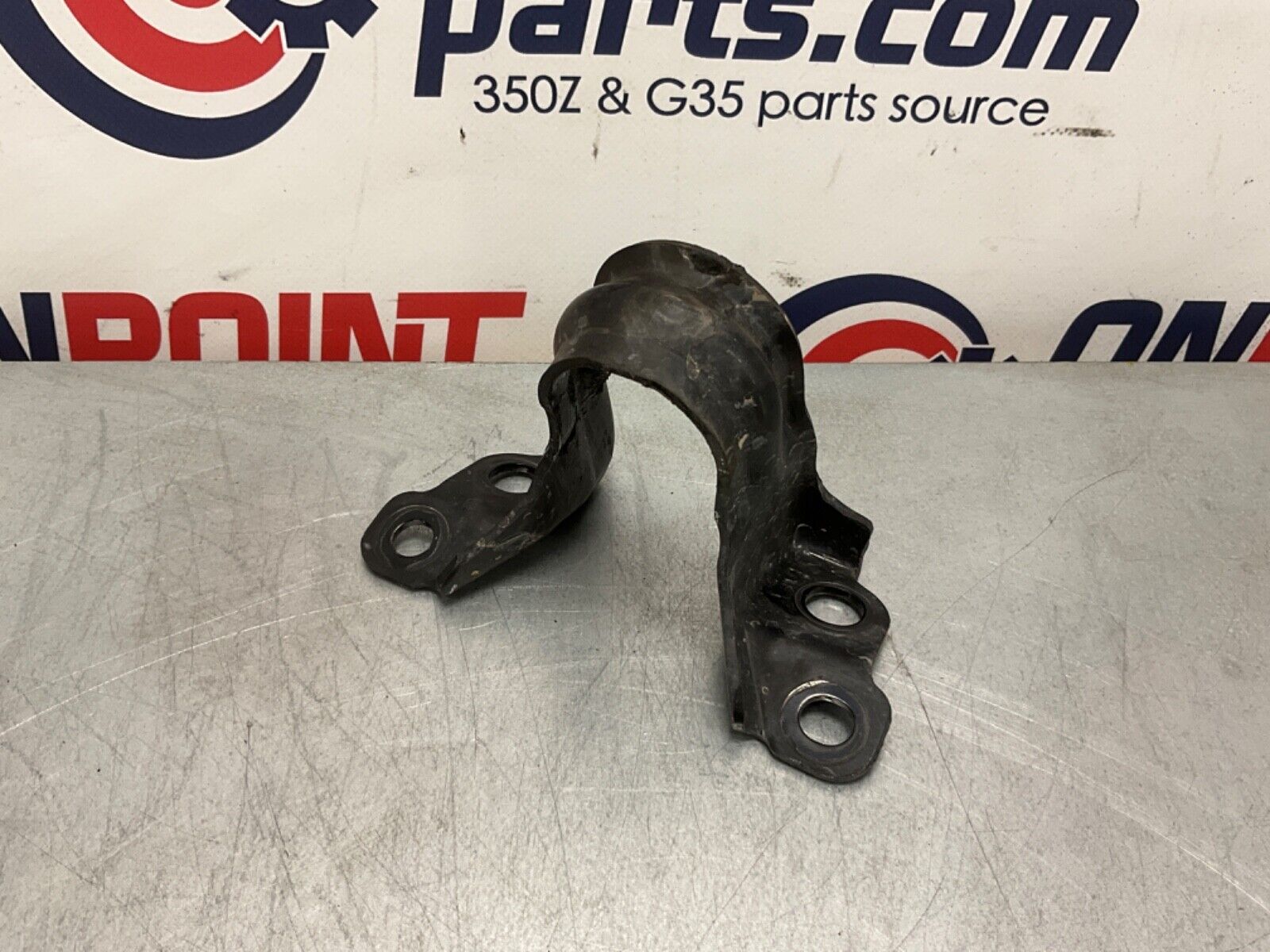 2005 Nissan Z33 350Z Front Sway Bar Mounting Clip Bracket OEM 24BHQEG - On Point Parts Inc