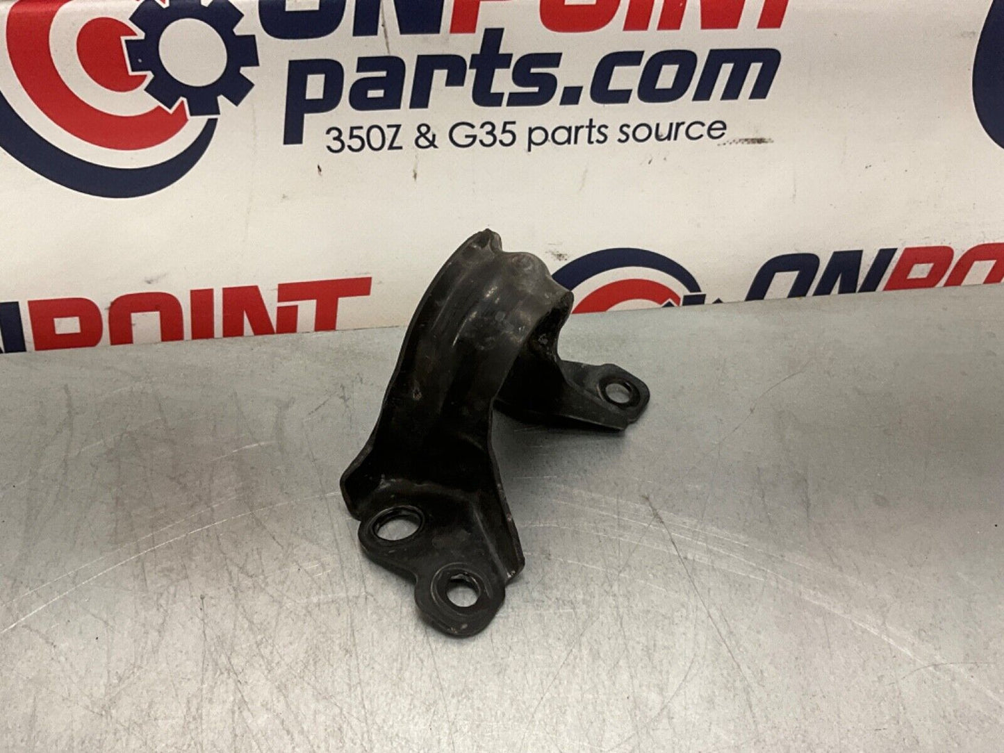 2005 Nissan Z33 350Z Front Sway Bar Mounting Clip Bracket OEM 24BHQEG - On Point Parts Inc
