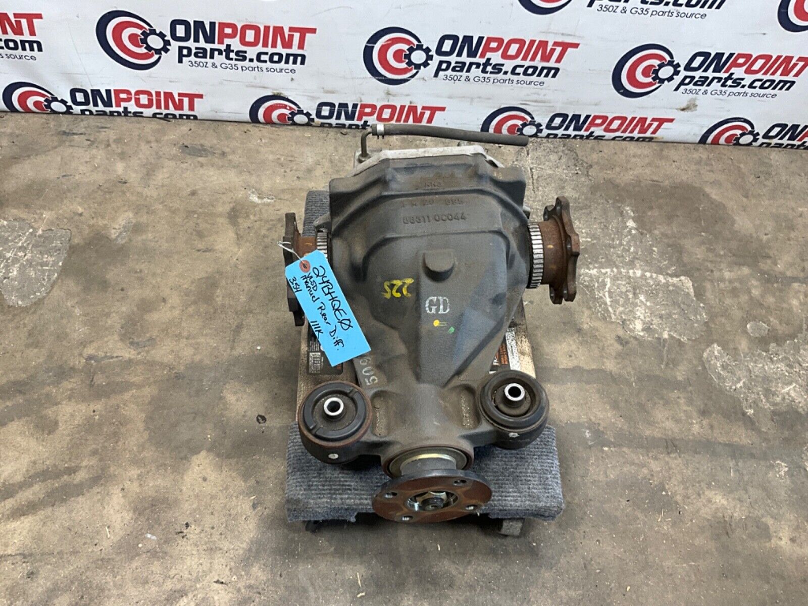 2005 Nissan Z33 350Z Rear VLSD Differential Manual 3.54 111k OEM 24BHQE0 - On Point Parts Inc