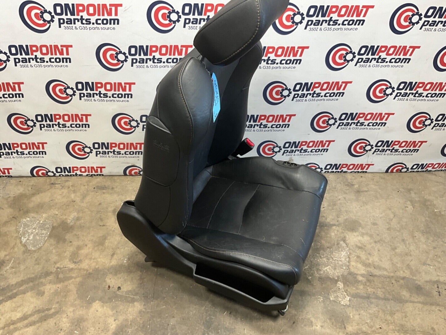 2005 Nissan Z33 350Z Passenger Right Convertible Power Leather Seat OEM 24BHQE9 - On Point Parts Inc