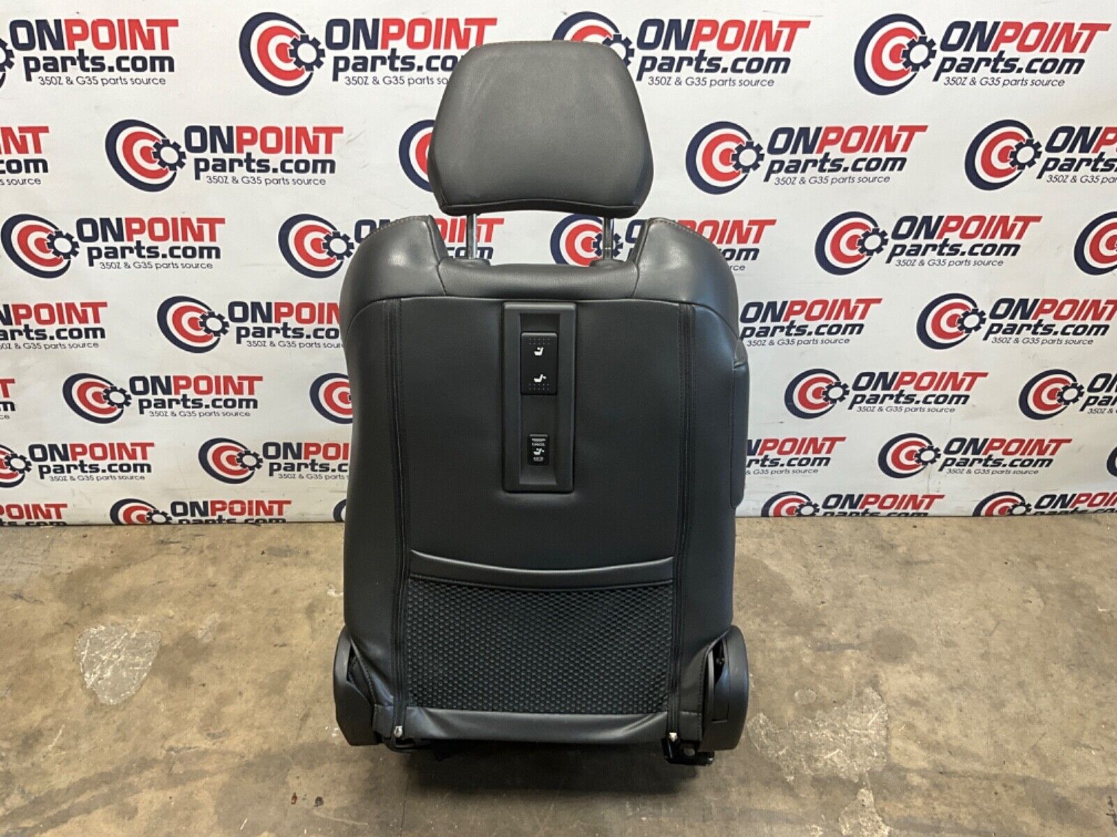 2005 Nissan Z33 350Z Passenger Right Convertible Power Leather Seat OEM 24BHQE9 - On Point Parts Inc