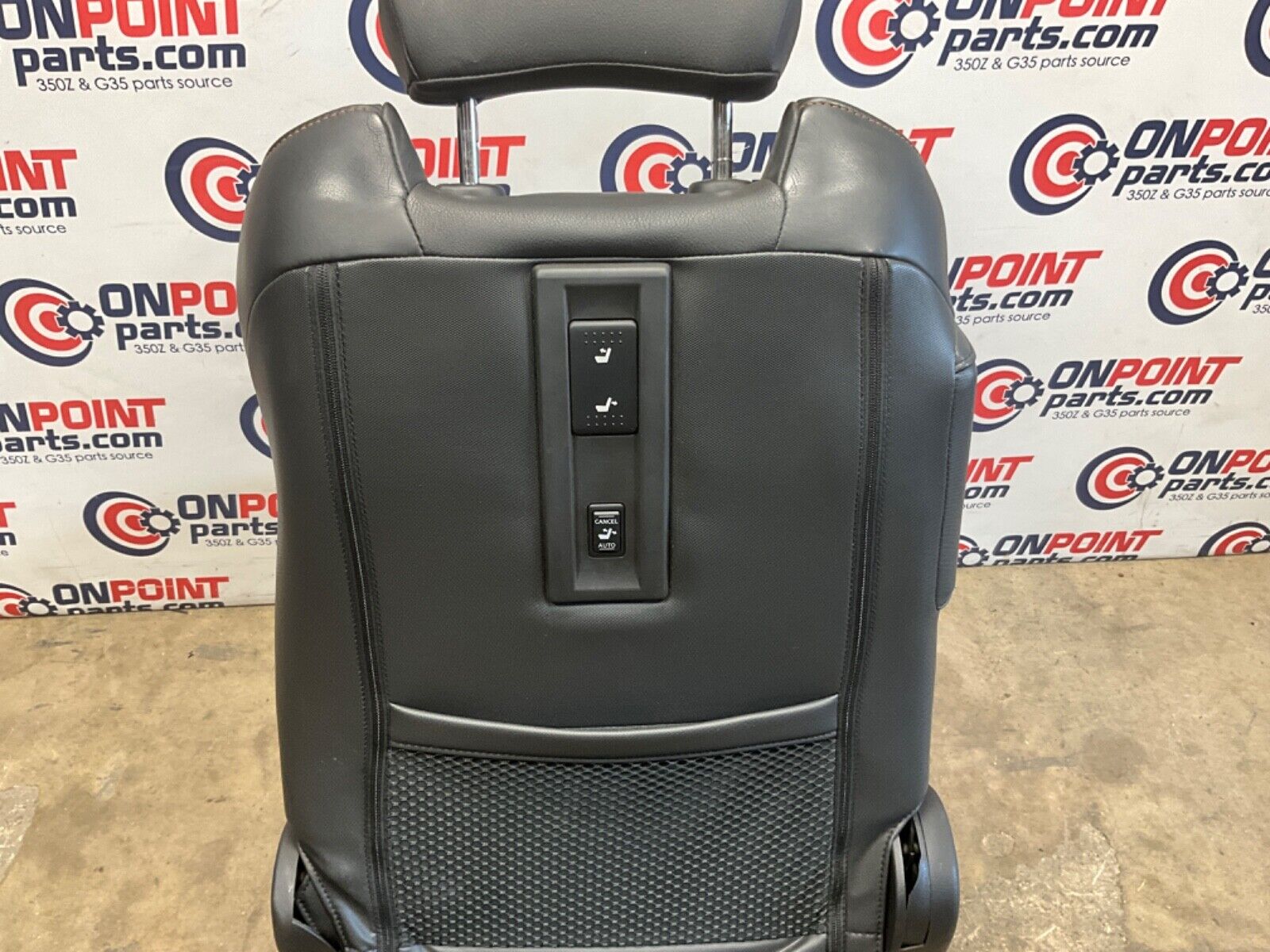 2005 Nissan Z33 350Z Passenger Right Convertible Power Leather Seat OEM 24BHQE9 - On Point Parts Inc