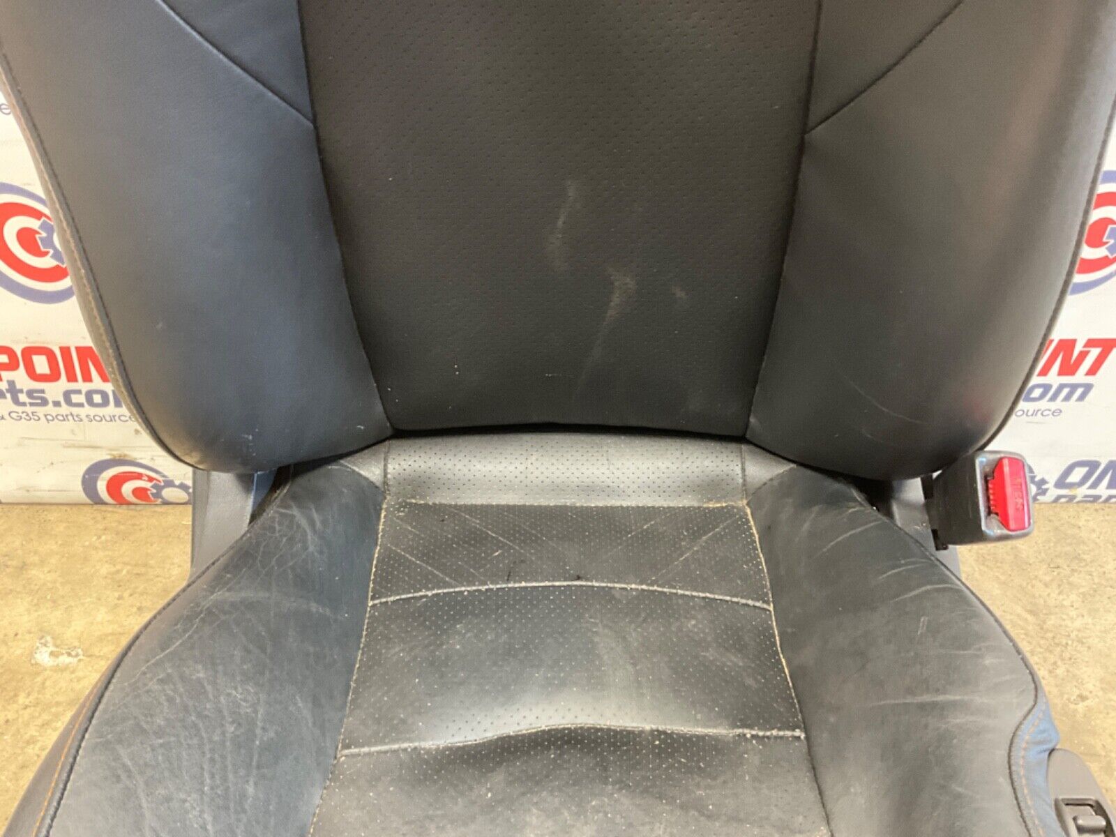 2005 Nissan Z33 350Z Passenger Right Convertible Power Leather Seat OEM 24BHQE9 - On Point Parts Inc