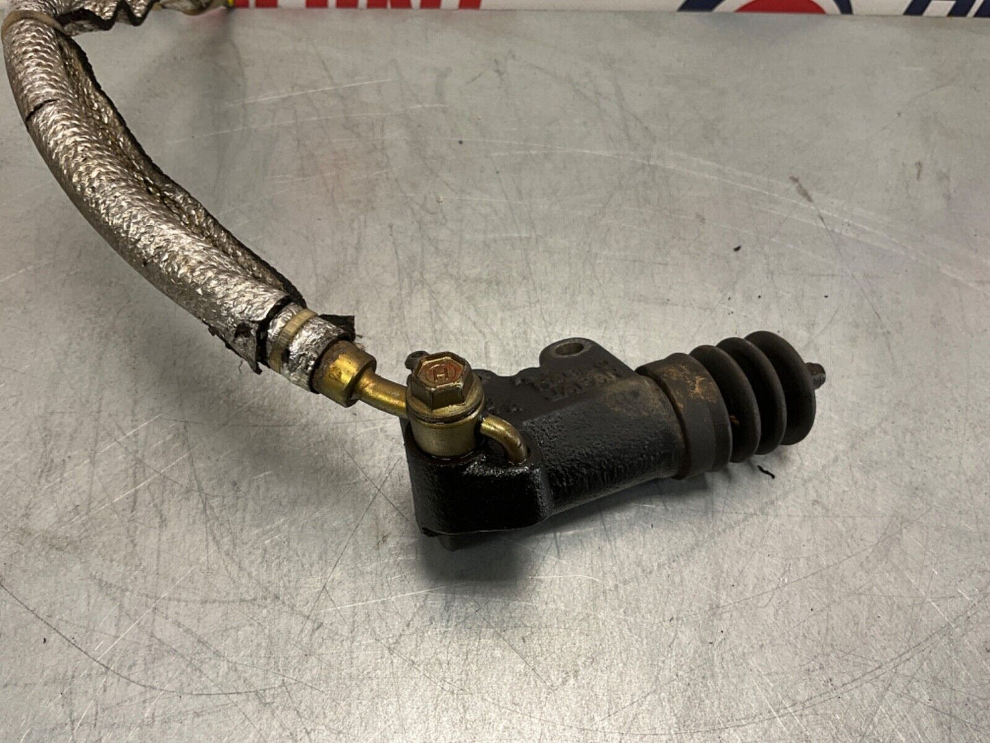 2005 Nissan Z33 350Z Manual Clutch Slave Cylinder OEM 24BHQEG - On Point Parts Inc