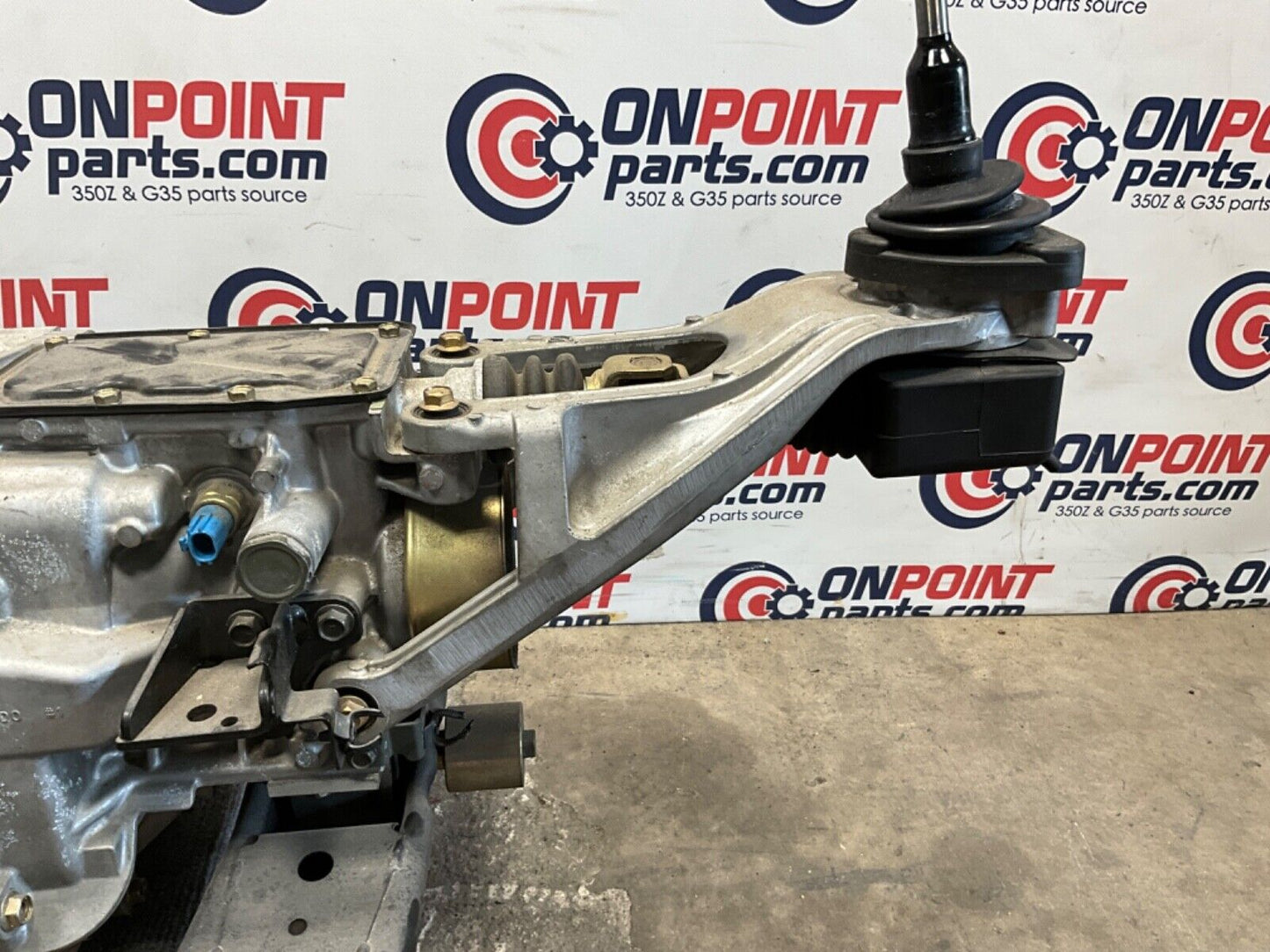 2005 Nissan Z33 350Z 6MT Manual Transmission CD009 111K OEM 24BHQE0 - On Point Parts Inc