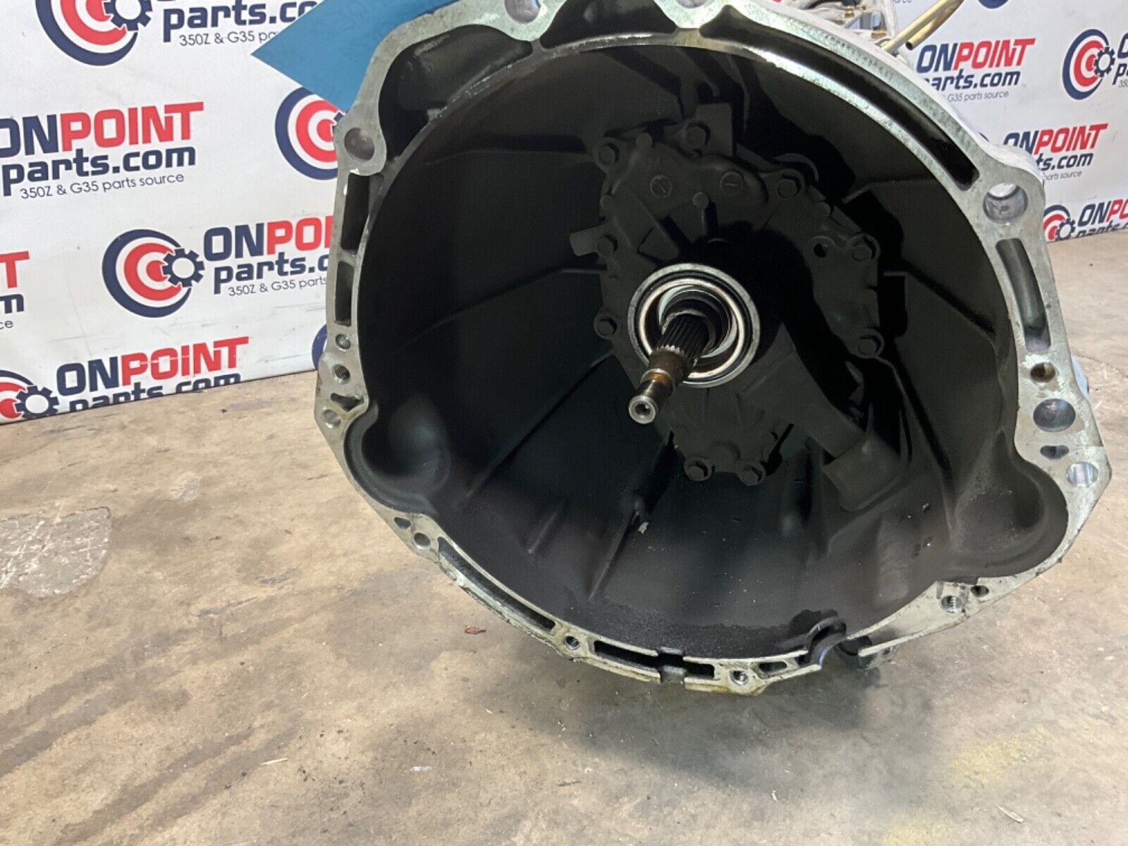 2005 Nissan Z33 350Z 6MT Manual Transmission CD009 111K OEM 24BHQE0 - On Point Parts Inc