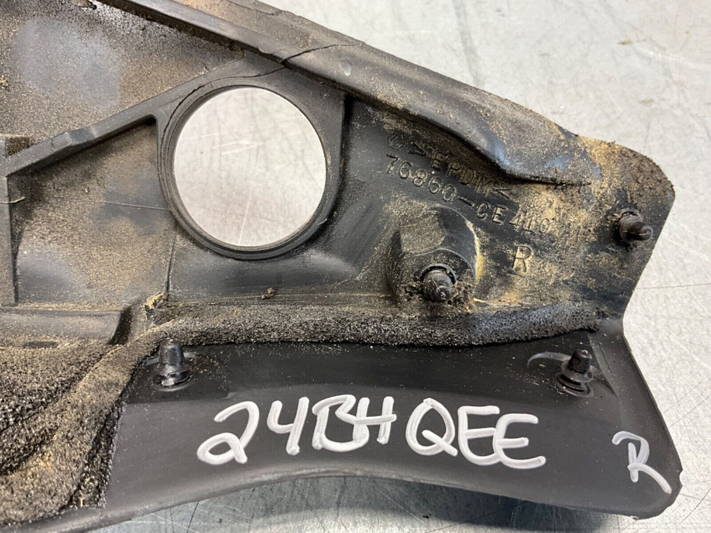 2005 Nissan 350Z Passenger Right Convertible B Pillar Weatherstrip OEM 24BHQEE - On Point Parts Inc