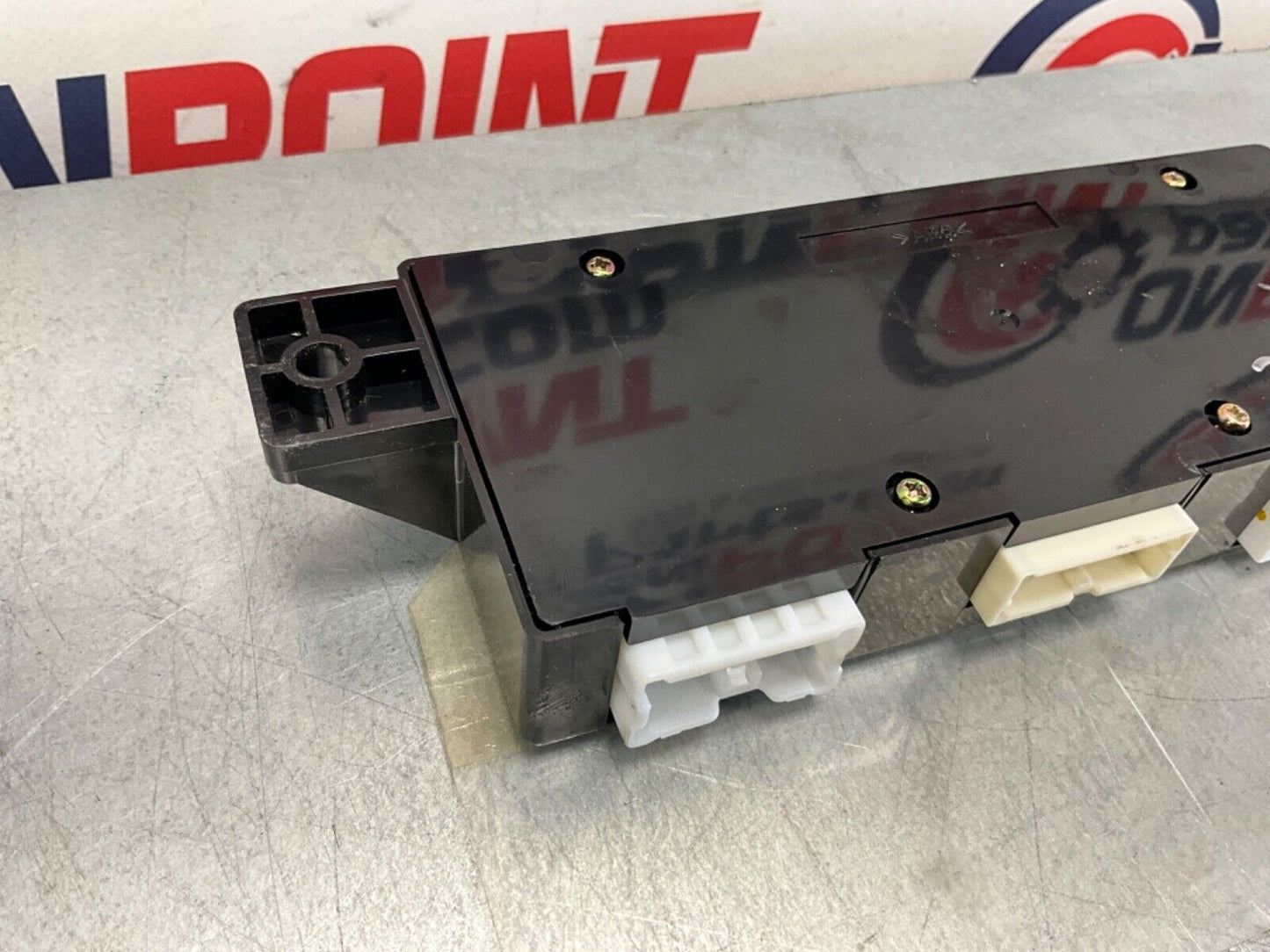 2005 Nissan Z33 350Z Convertible Soft Top Control Module 285C1 OEM 24BHQEC - On Point Parts Inc