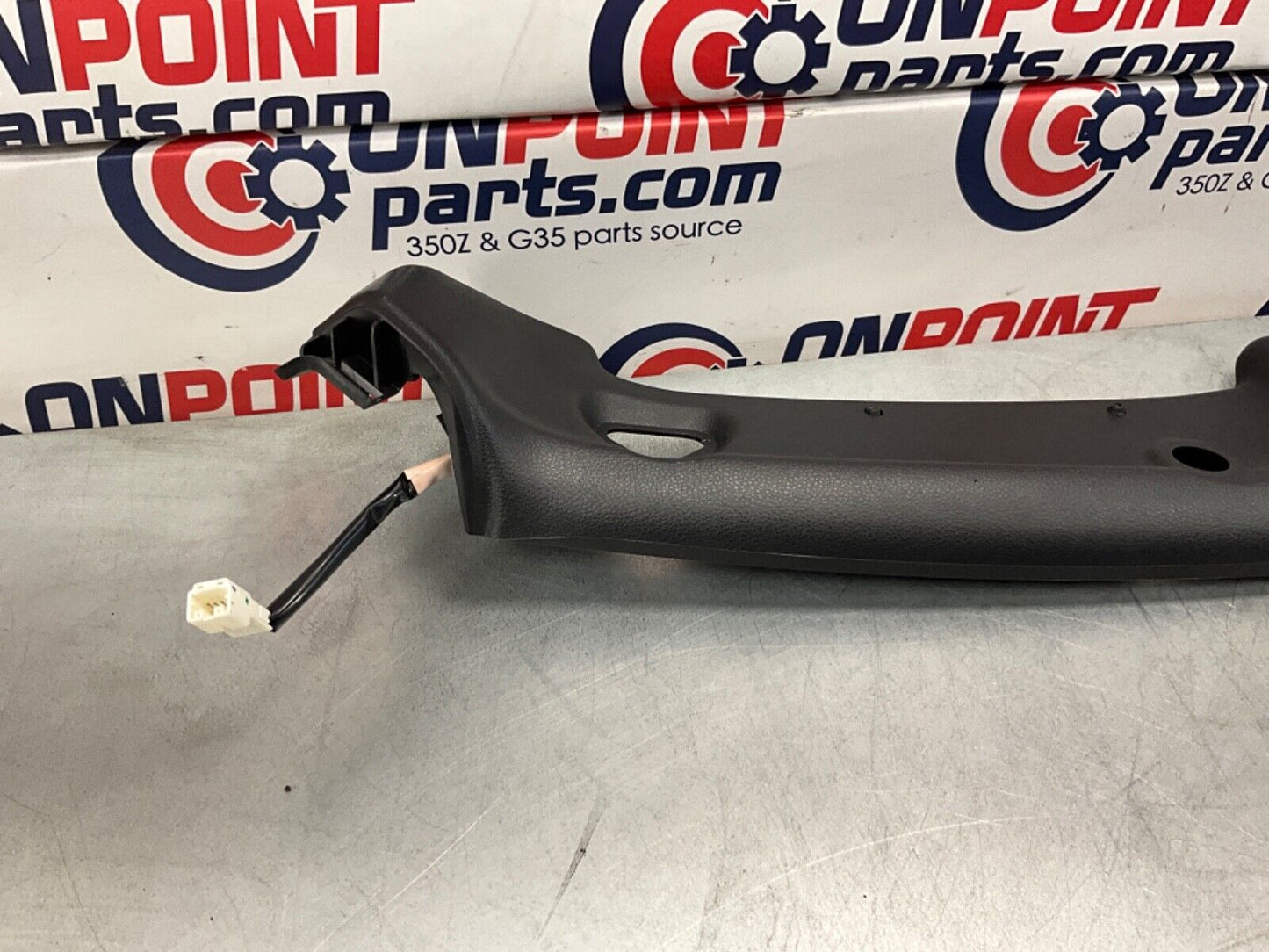 2005 Nissan Z33 350Z Front Convertible Roof Finisher Trim Dome LIght OEM 24BHQE8 - On Point Parts Inc
