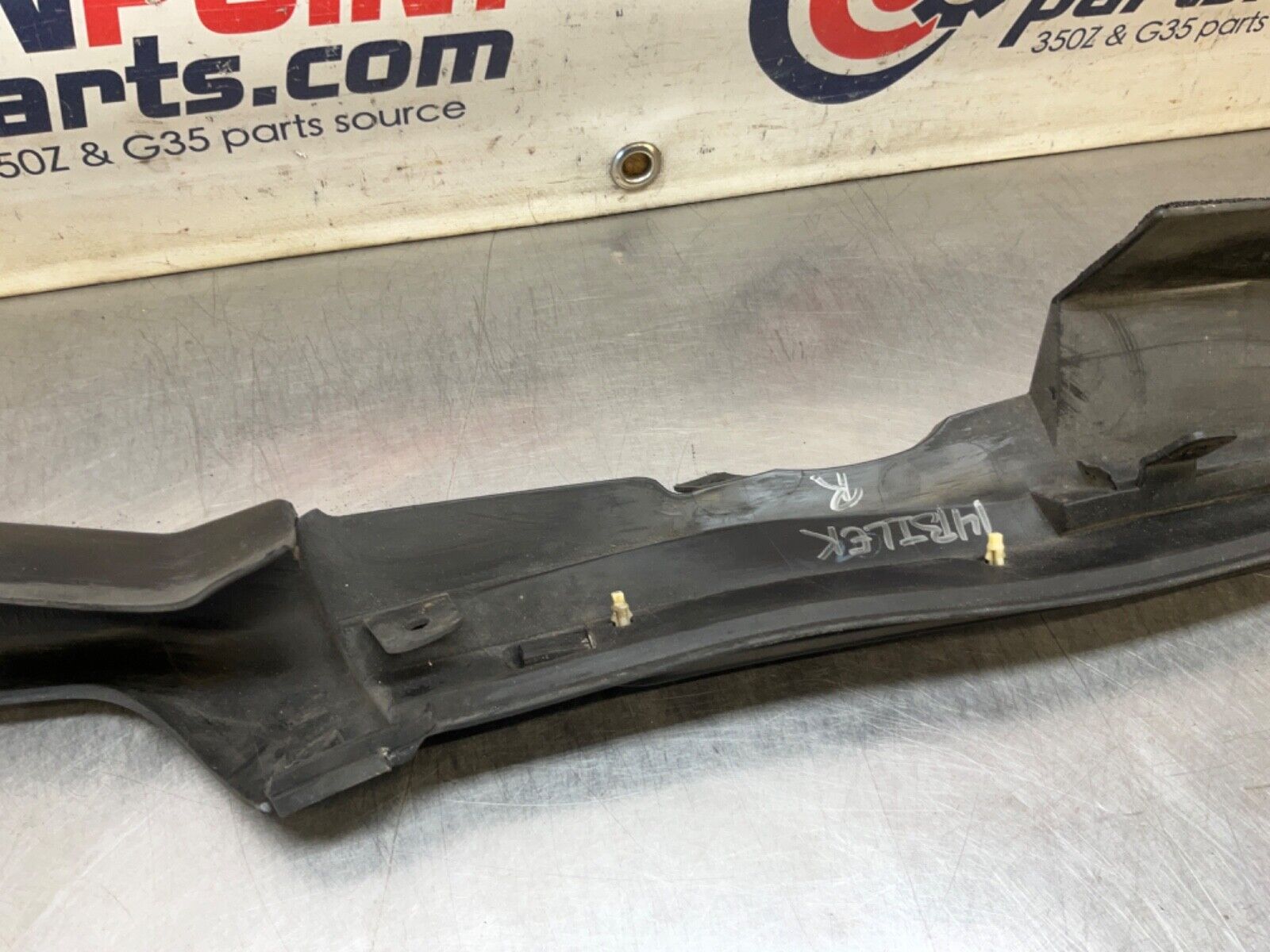2014 Nissan Z34 370Z Passenger Right Front Hood Fender Seal 65820 OEM 14BILEK - On Point Parts Inc