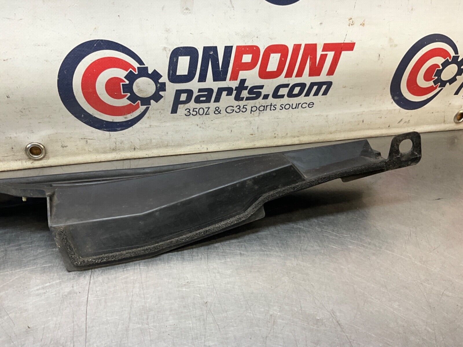 2014 Nissan Z34 370Z Passenger Right Front Hood Fender Seal 65820 OEM 14BILEK - On Point Parts Inc