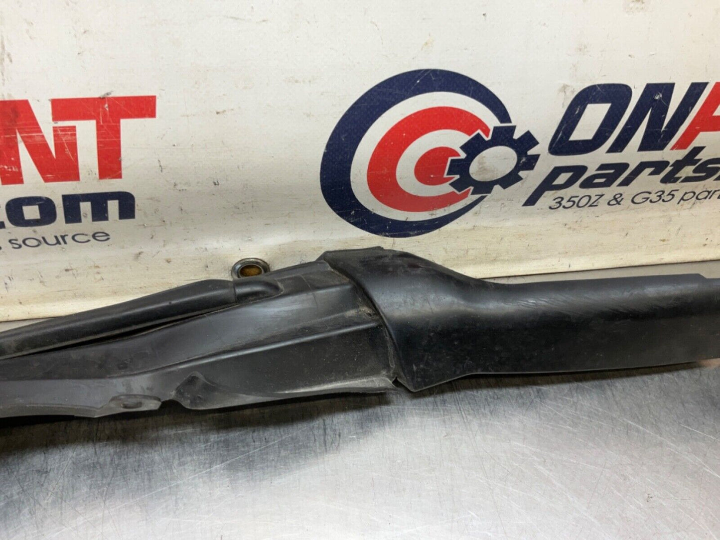 2014 Nissan Z34 370Z Driver Left Front Hood Fender Seal 65821 OEM 14BILEG - On Point Parts Inc