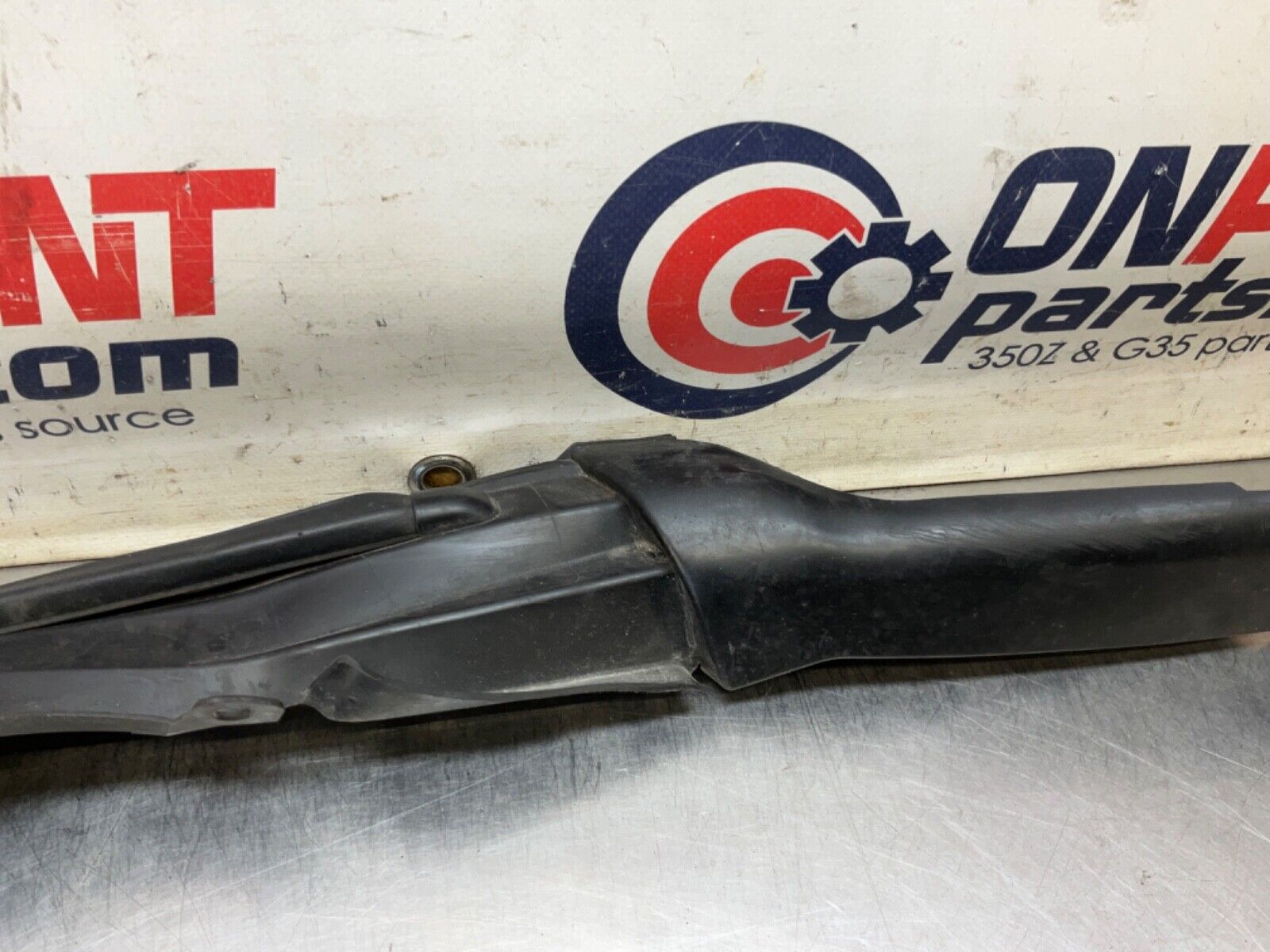 2014 Nissan Z34 370Z Driver Left Front Hood Fender Seal 65821 OEM 14BILEG - On Point Parts Inc