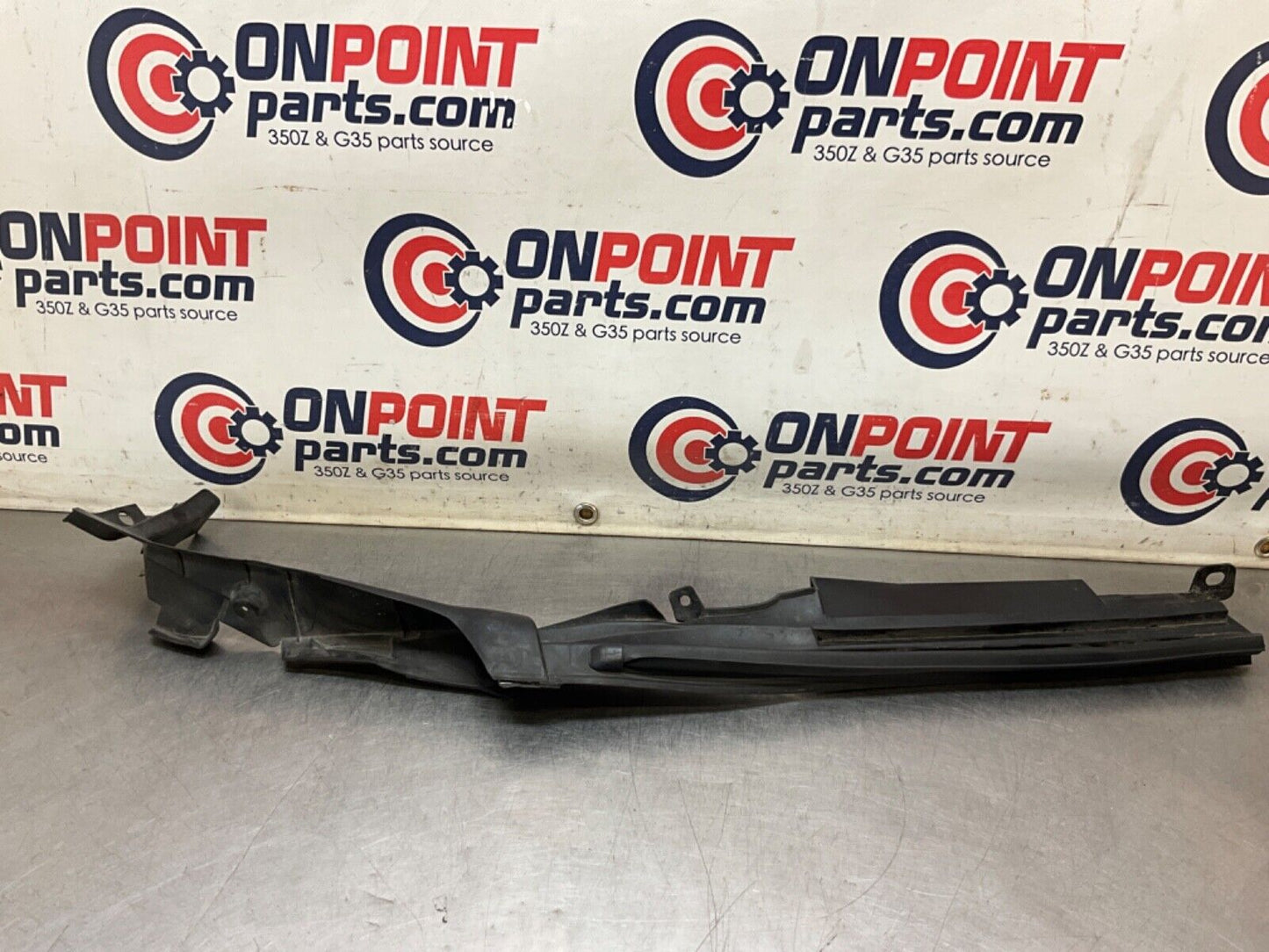 2014 Nissan Z34 370Z Driver Left Front Hood Fender Seal 65821 OEM 14BILEG - On Point Parts Inc