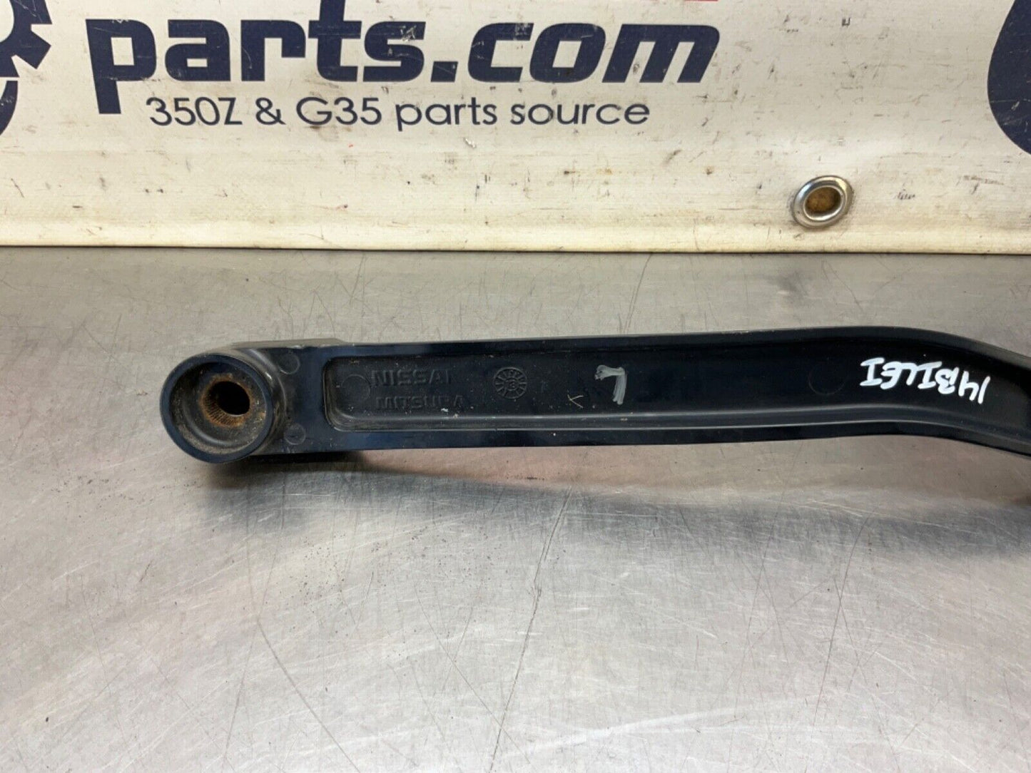 2014 Nissan Z34 370Z Left and Right Windshield Wiper Arms and Caps OEM 14BILEI - On Point Parts Inc