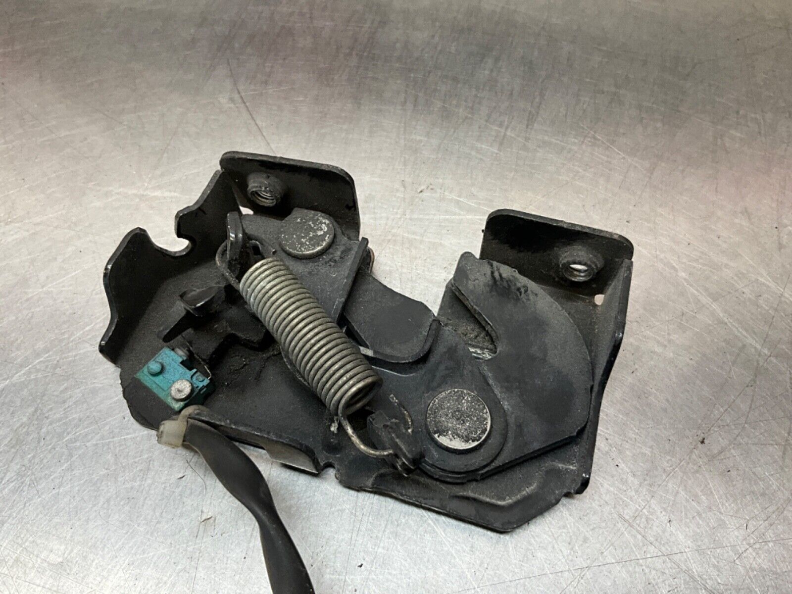 2014 Nissan Z34 370Z Passenger Right Front Hood Latch Lock OEM 14BILEE - On Point Parts Inc